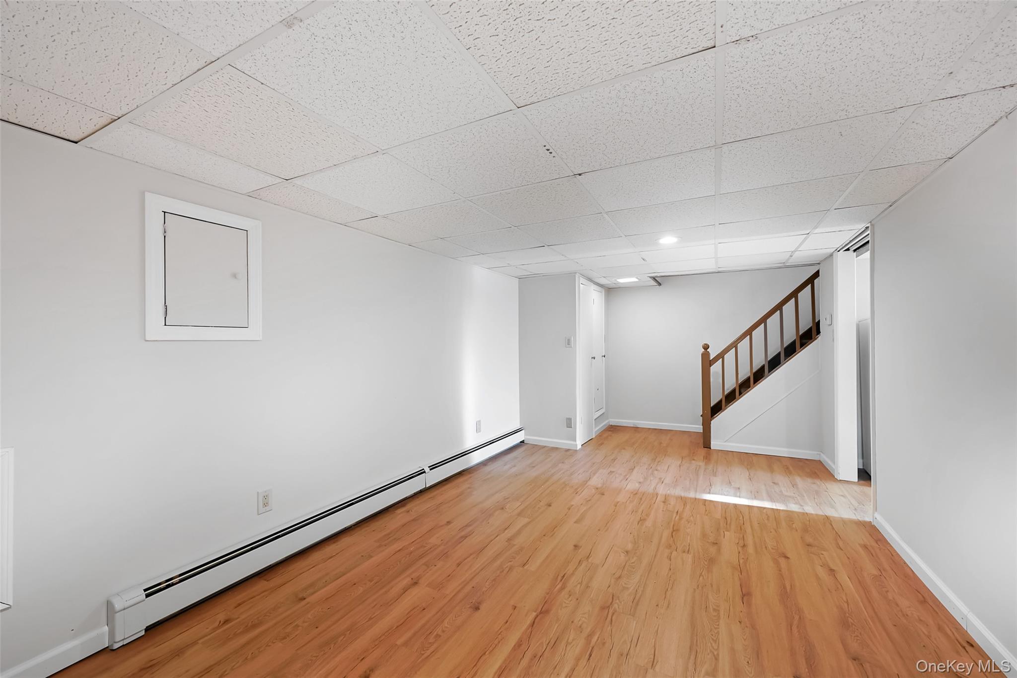 Single Family Spruce  Nassau County, NY 11552, MLS-979558-30