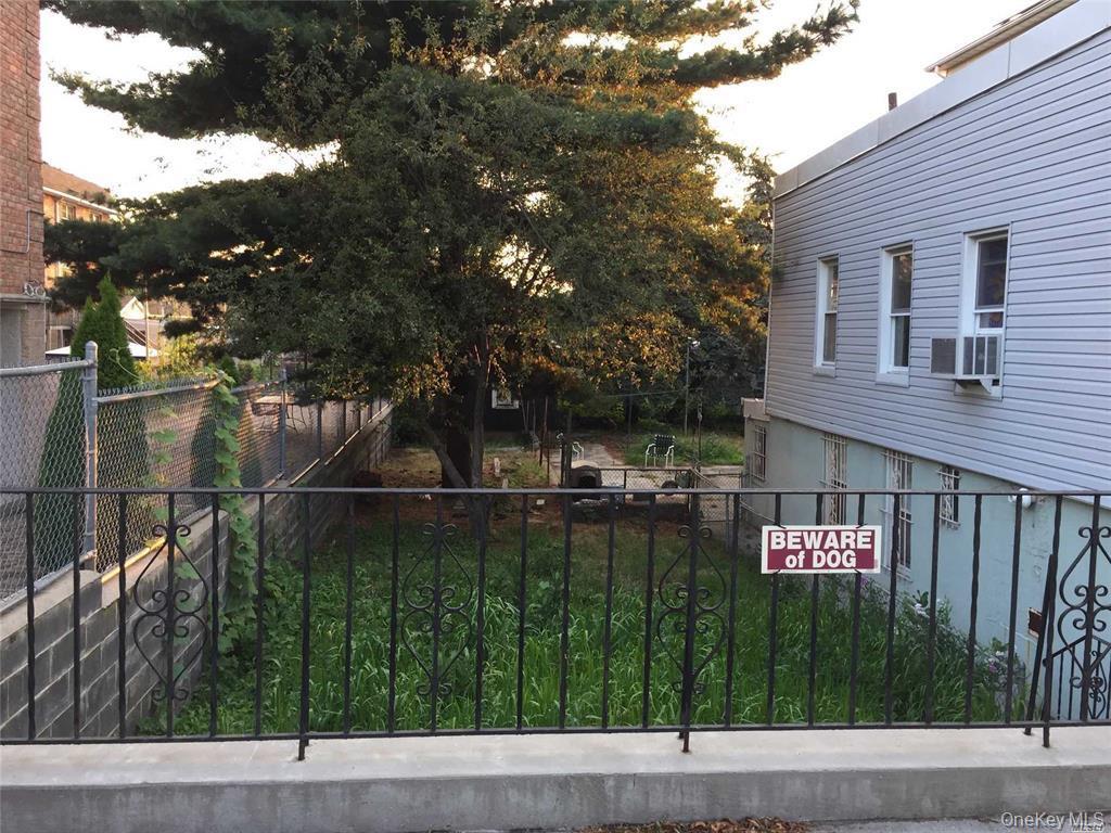 Single Family Crescent  Brooklyn, NY 11208, MLS-979559-2