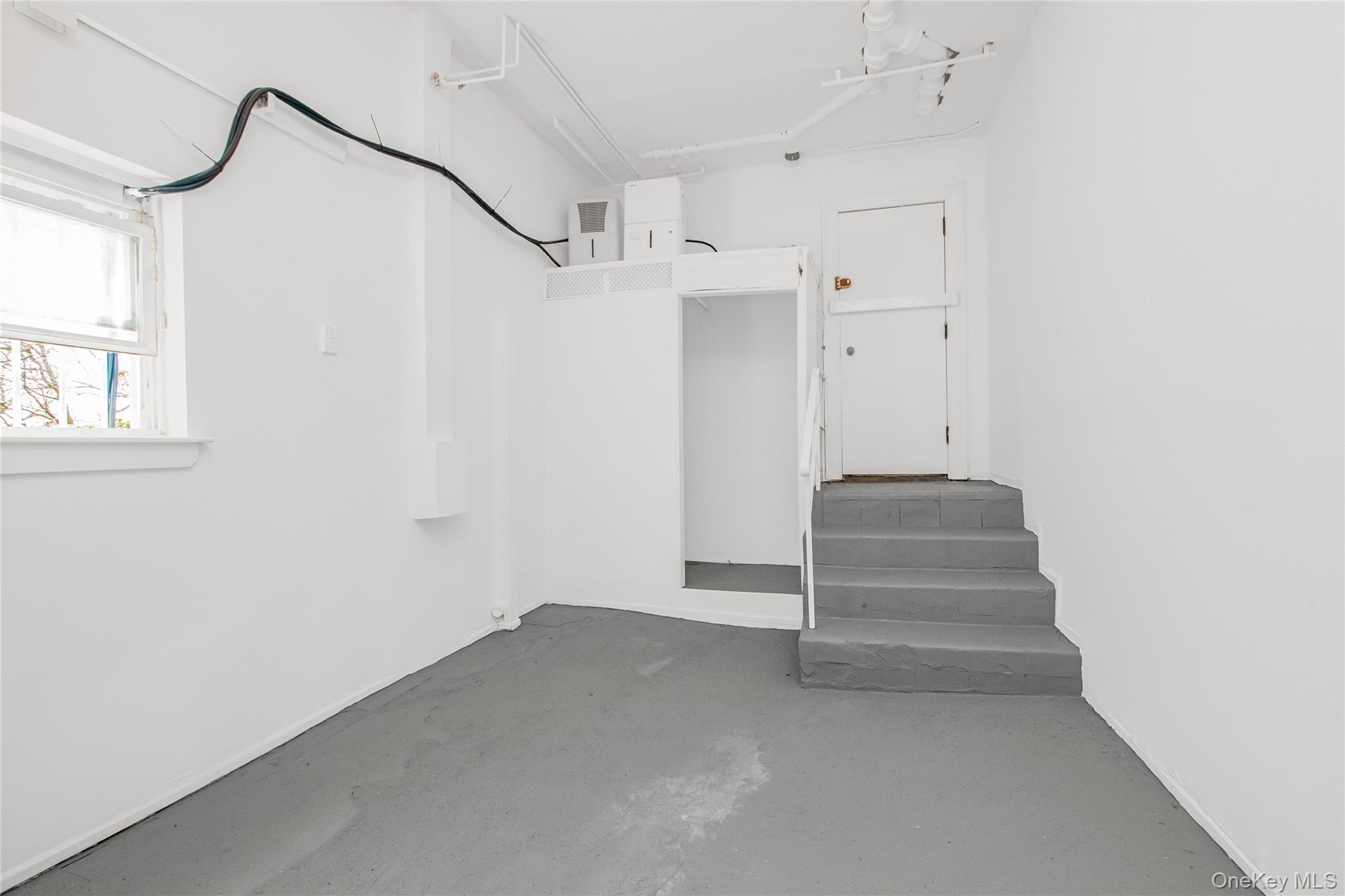 Single Family Netherland  Bronx, NY 10463, MLS-979561-19