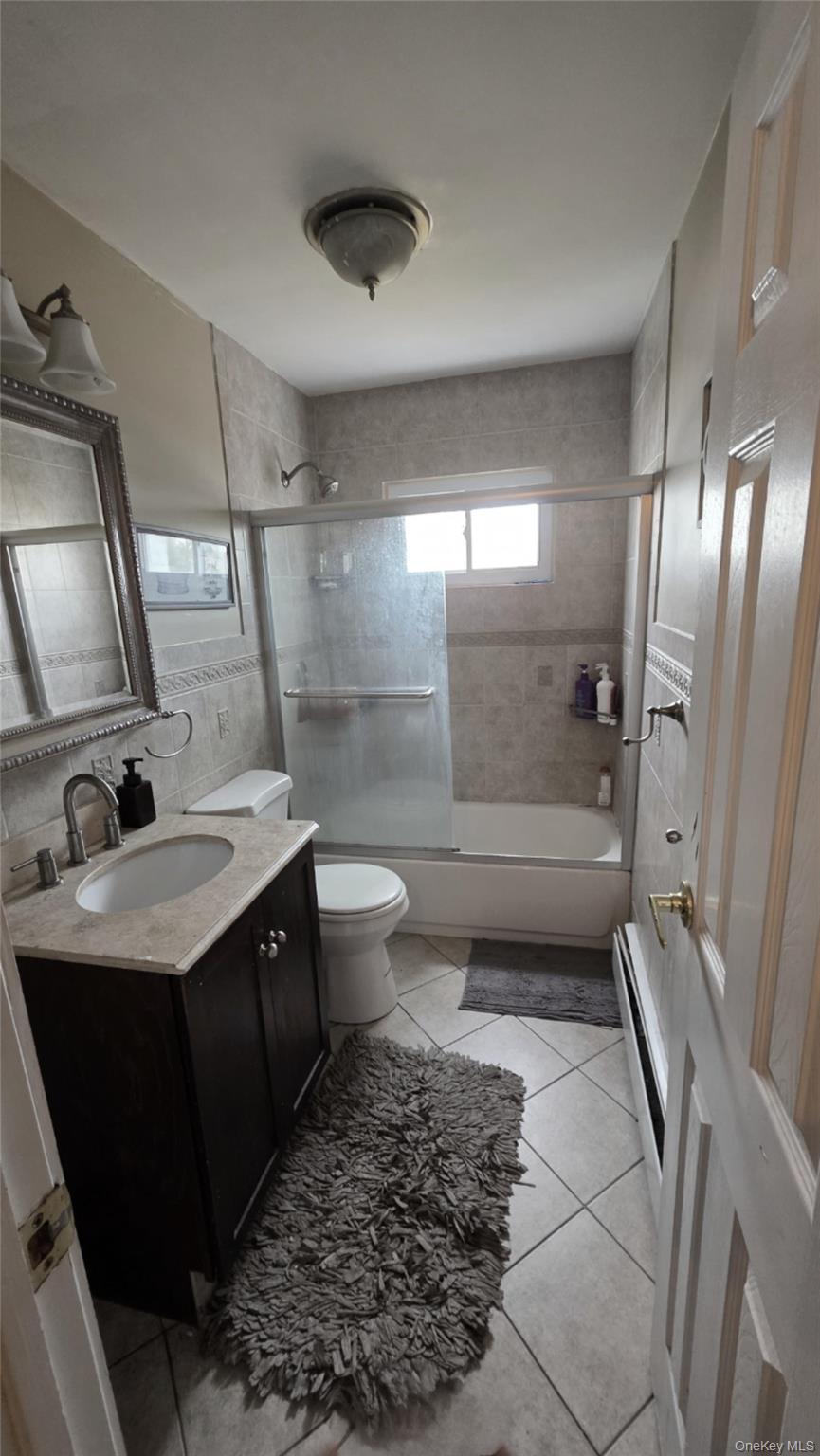 Single Family Lion  Suffolk County, NY 11703, MLS-979562-10