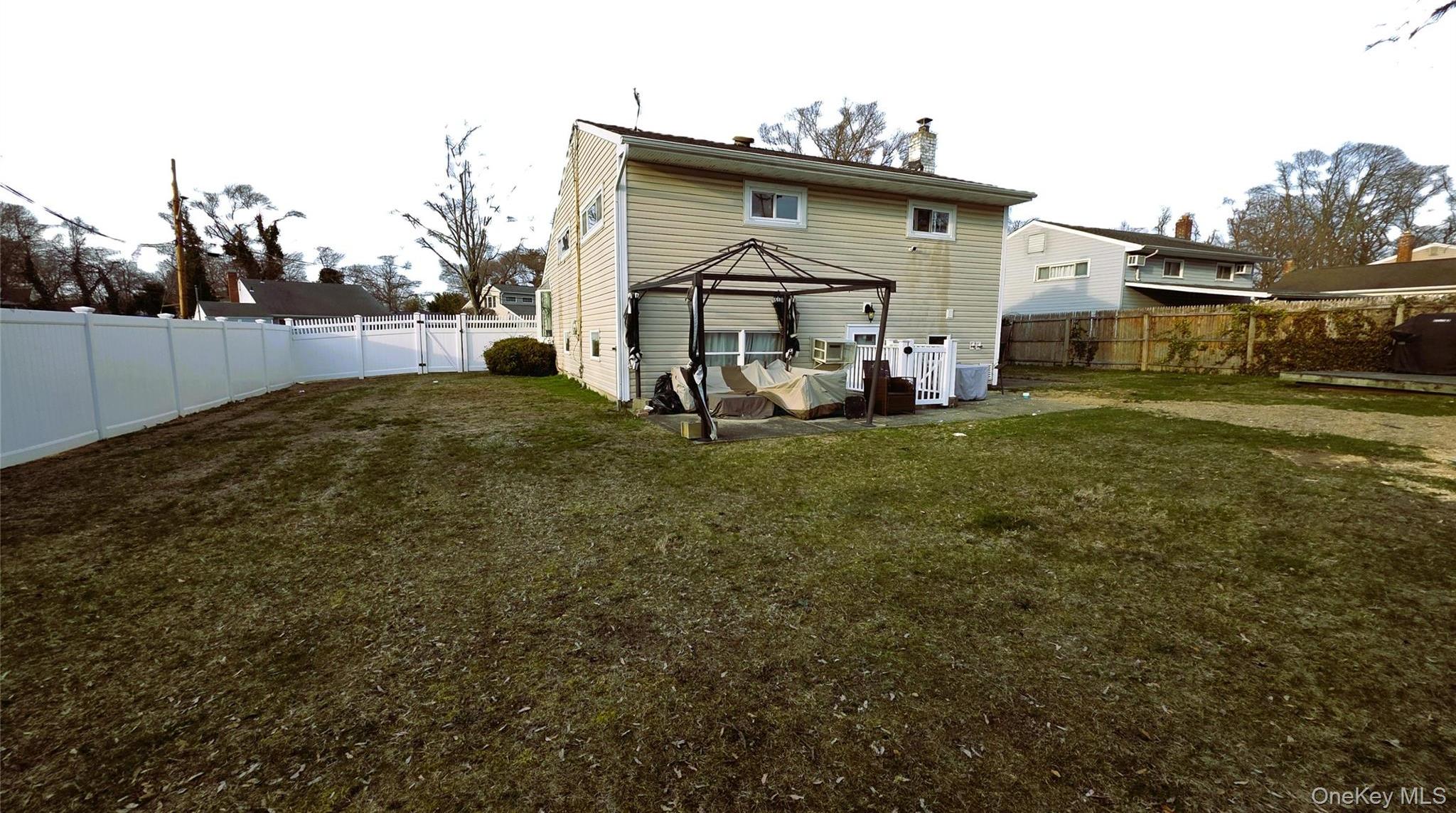 Single Family Lion  Suffolk County, NY 11703, MLS-979562-3