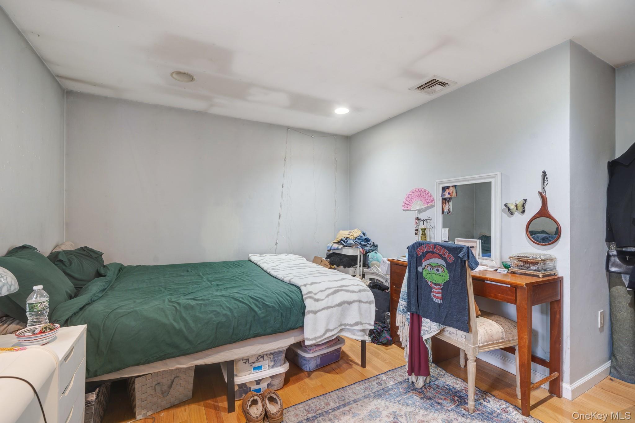 Single Family Strawberry Hill  Rockland County, NY 10994, MLS-979568-17