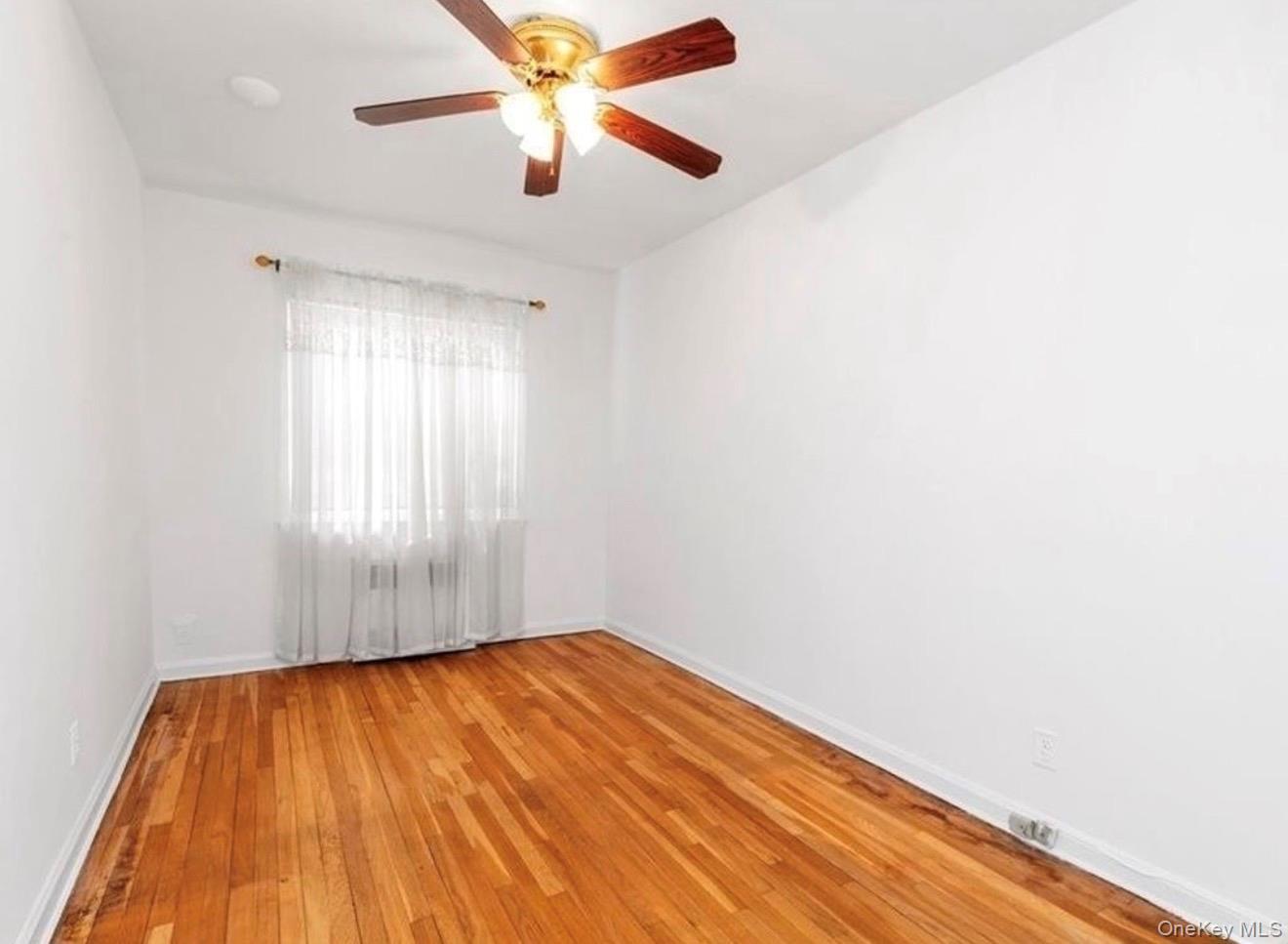 Single Family 60th Avenue  Queens, NY 11355, MLS-979570-21