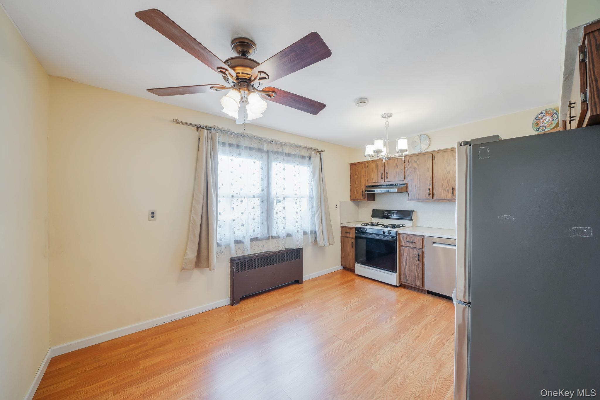 Single Family Woods  Suffolk County, NY 11703, MLS-979576-11