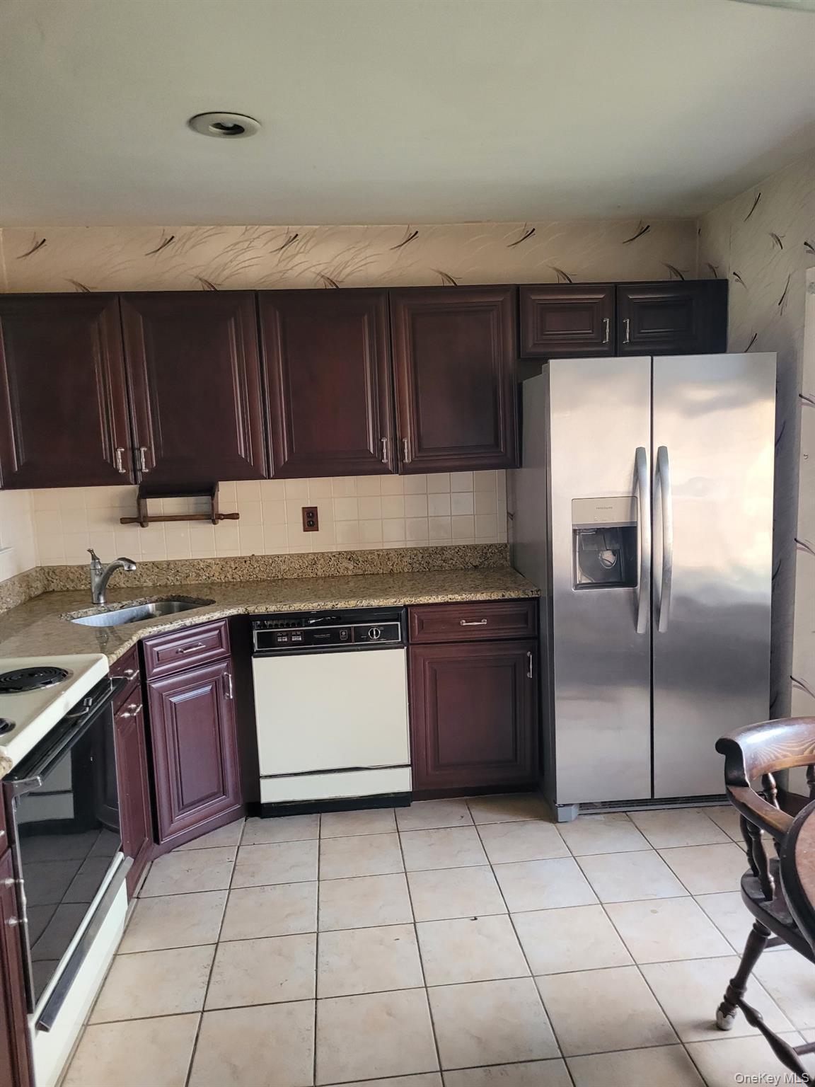 Condo Melanie Suffolk County, NY 11725, MLS-979580-4