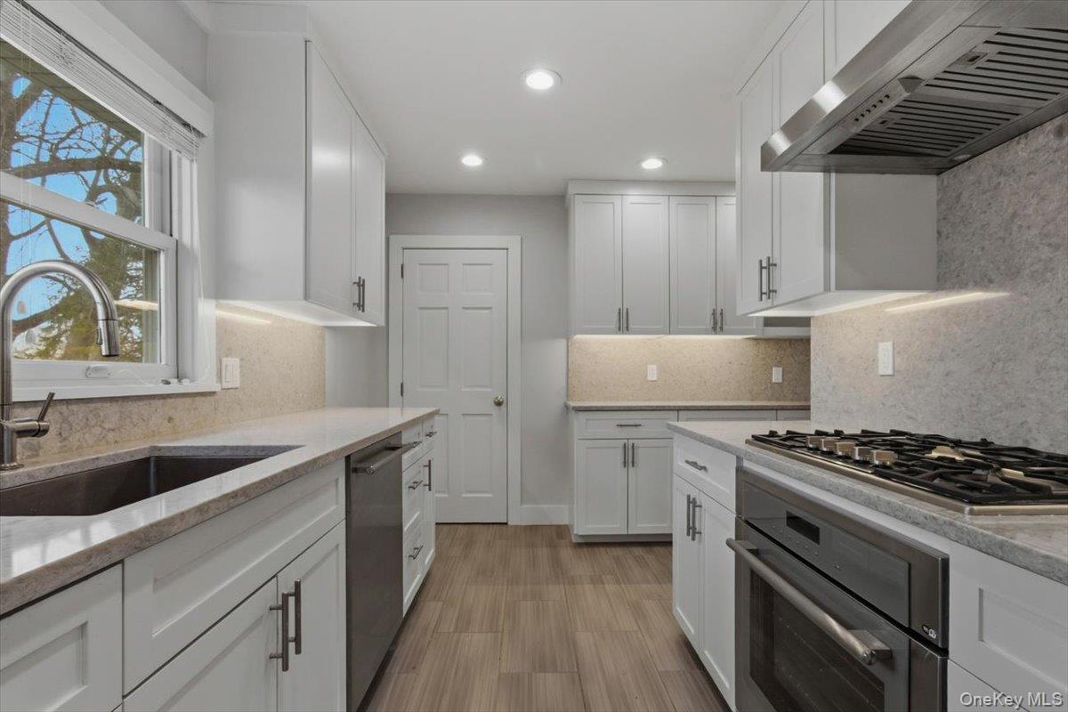Single Family Forest  Westchester County, NY 10562, MLS-979583-8