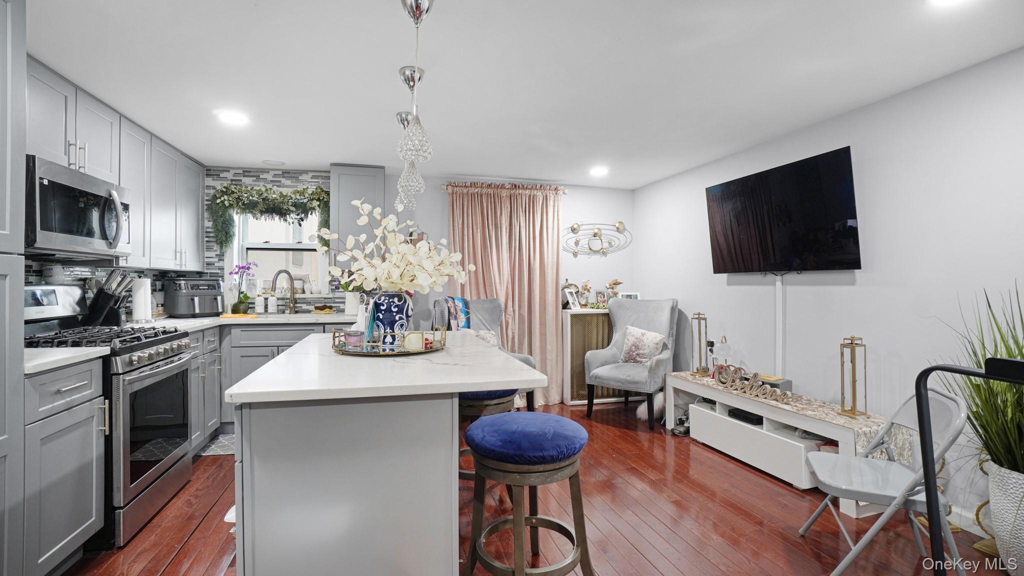 Single Family 4th Brooklyn, NY 11217, MLS-979586-12