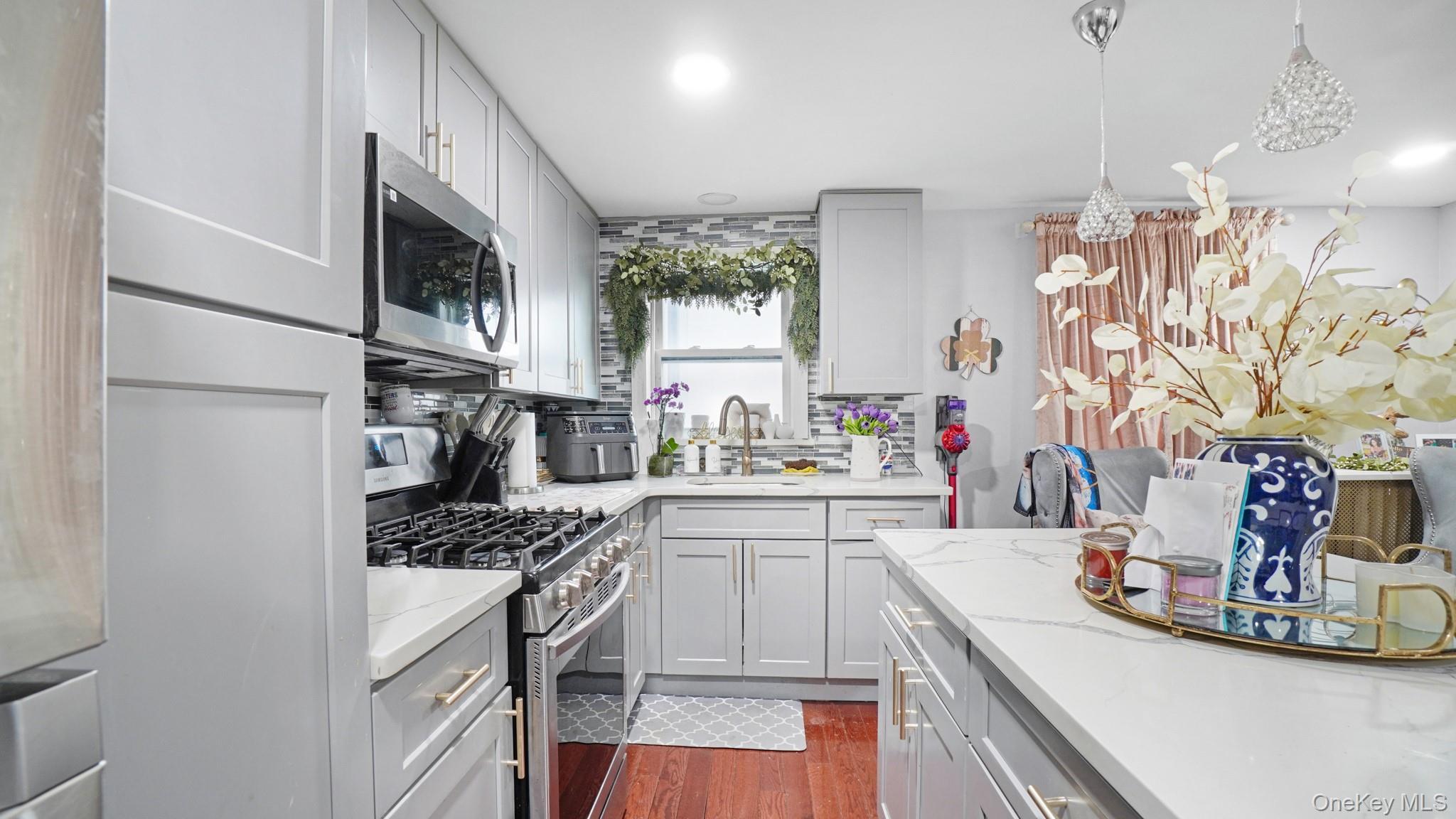 Single Family 4th Brooklyn, NY 11217, MLS-979586-19
