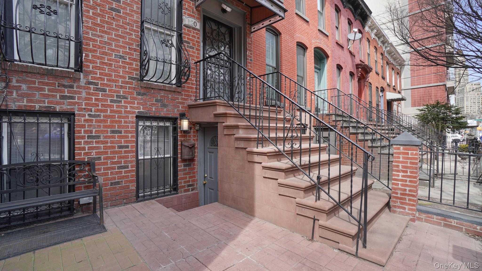 Single Family 4th Brooklyn, NY 11217, MLS-979586-2