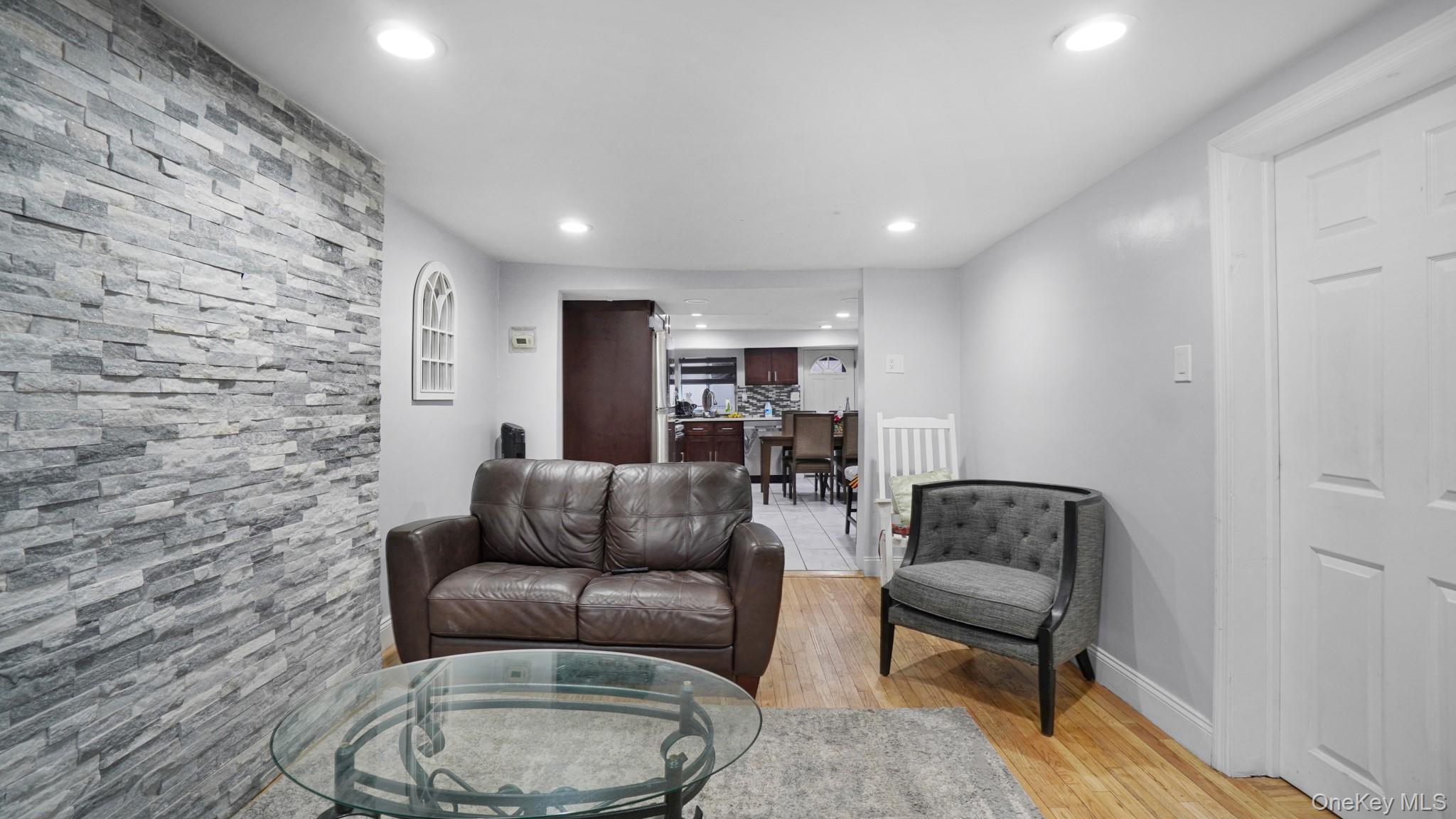Single Family 4th Brooklyn, NY 11217, MLS-979586-4
