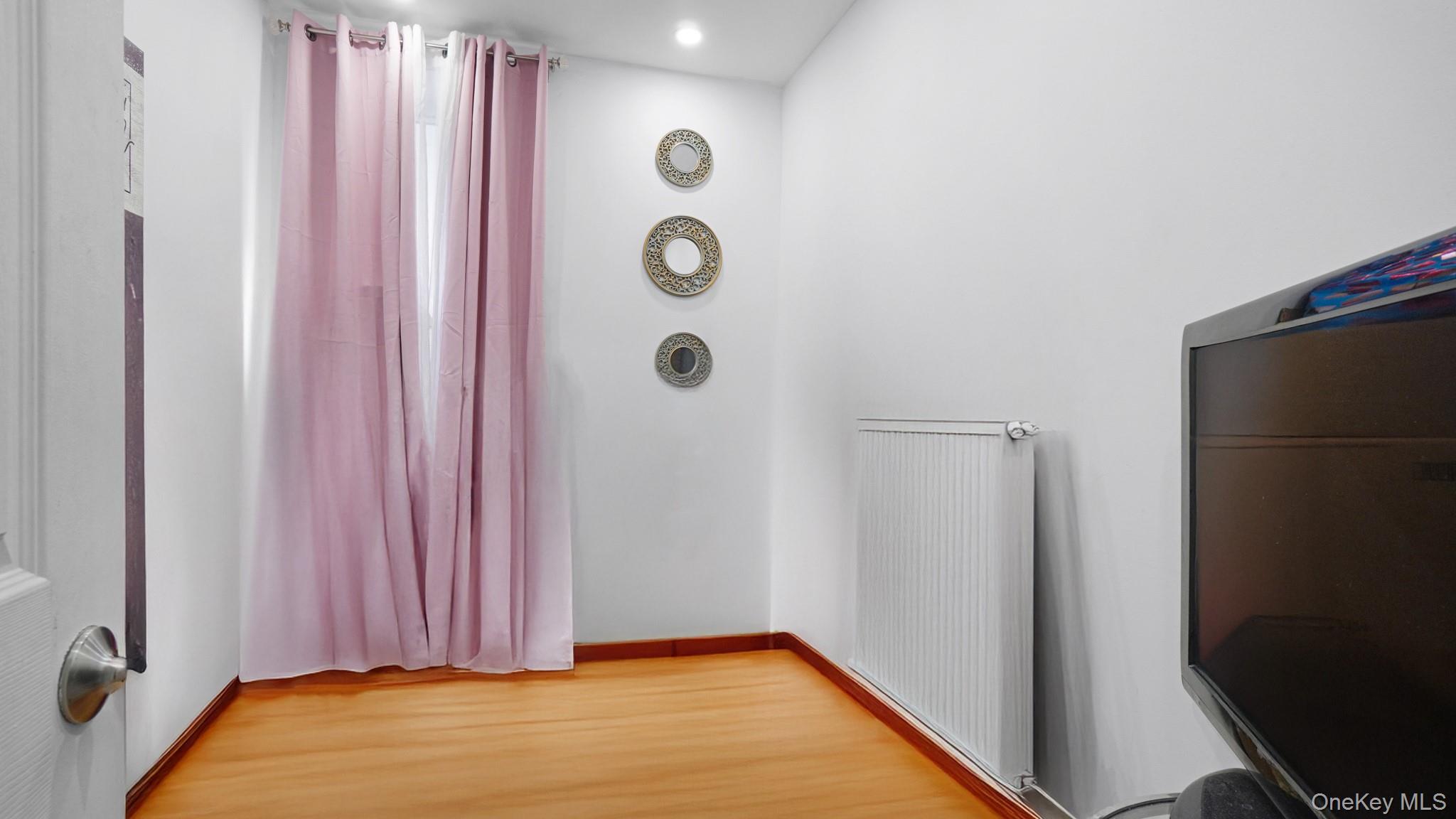 Single Family 4th Brooklyn, NY 11217, MLS-979586-7
