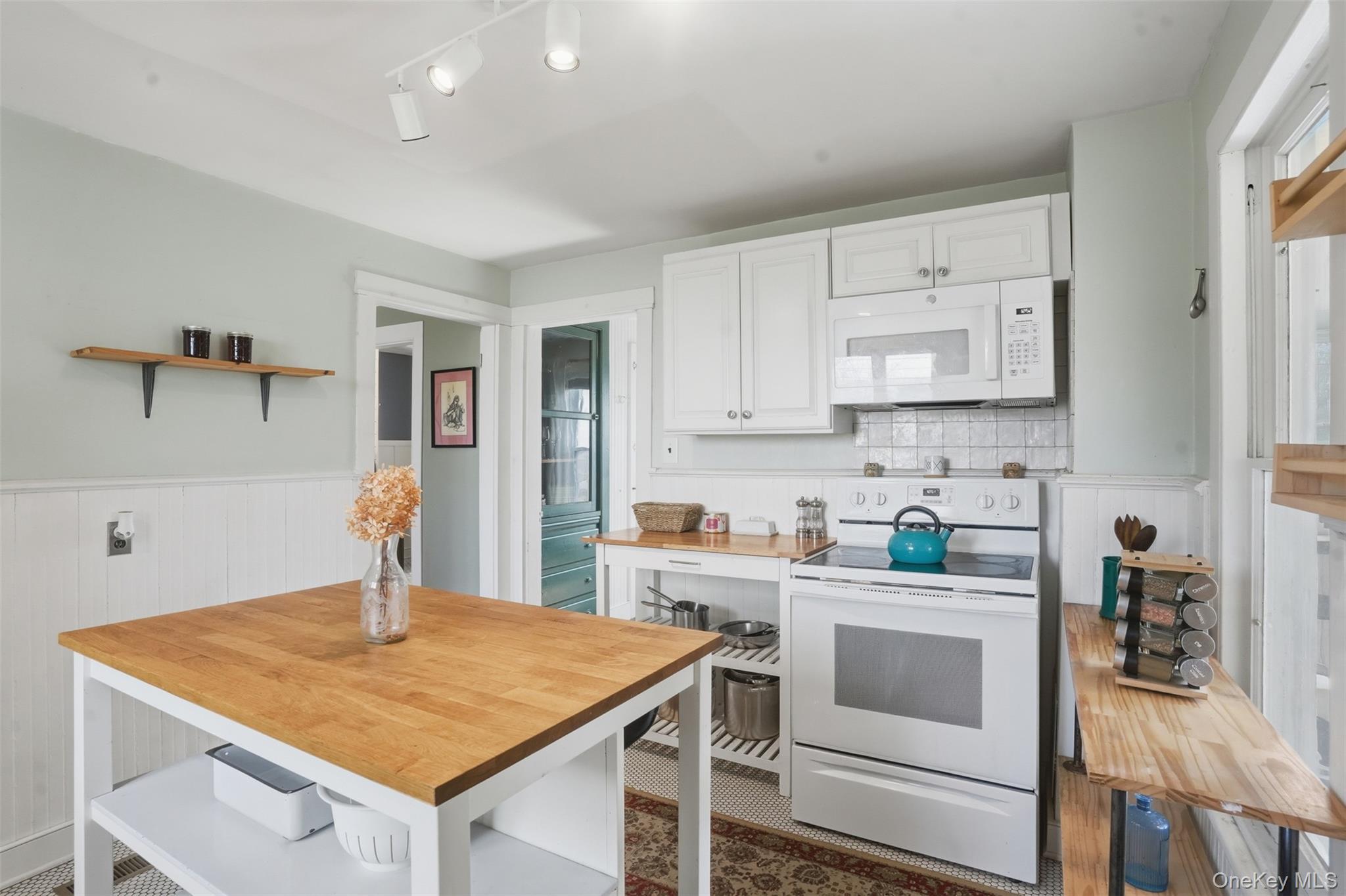 Single Family Springtown  Ulster County, NY 12486, MLS-979597-8
