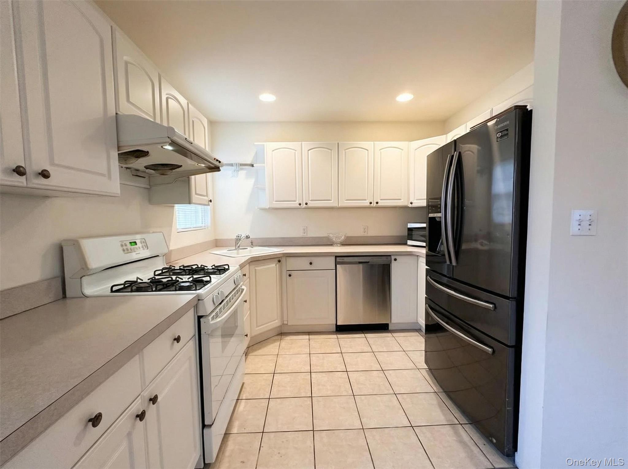 Single Family Sheep Pasture  Suffolk County, NY 11777, MLS-979604-7