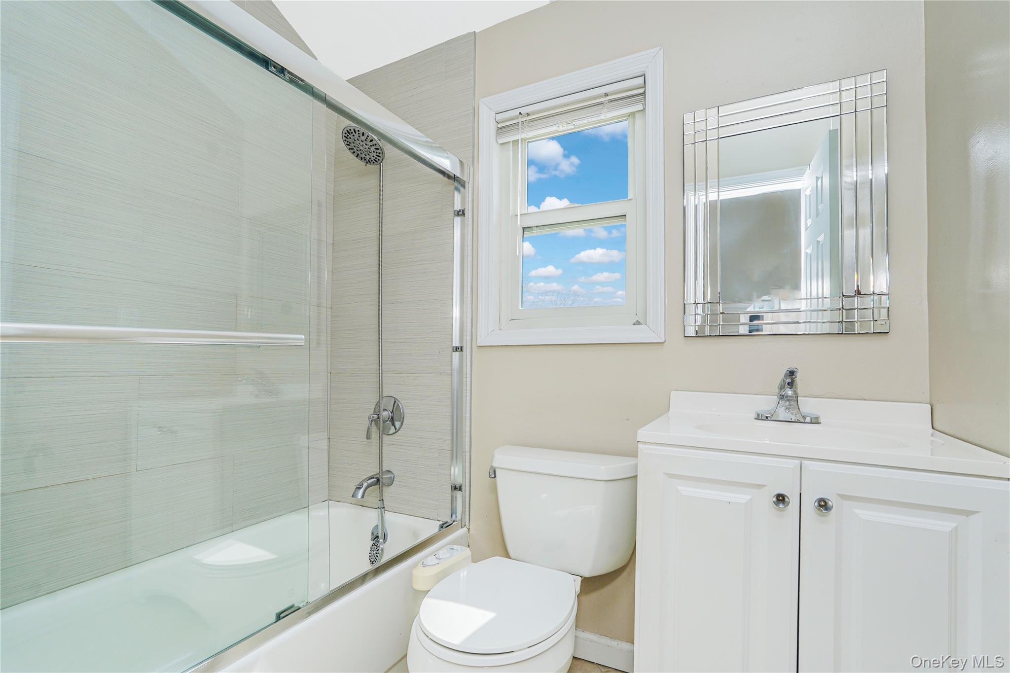 Single Family Creston  Staten Island, NY 10304, MLS-979622-15