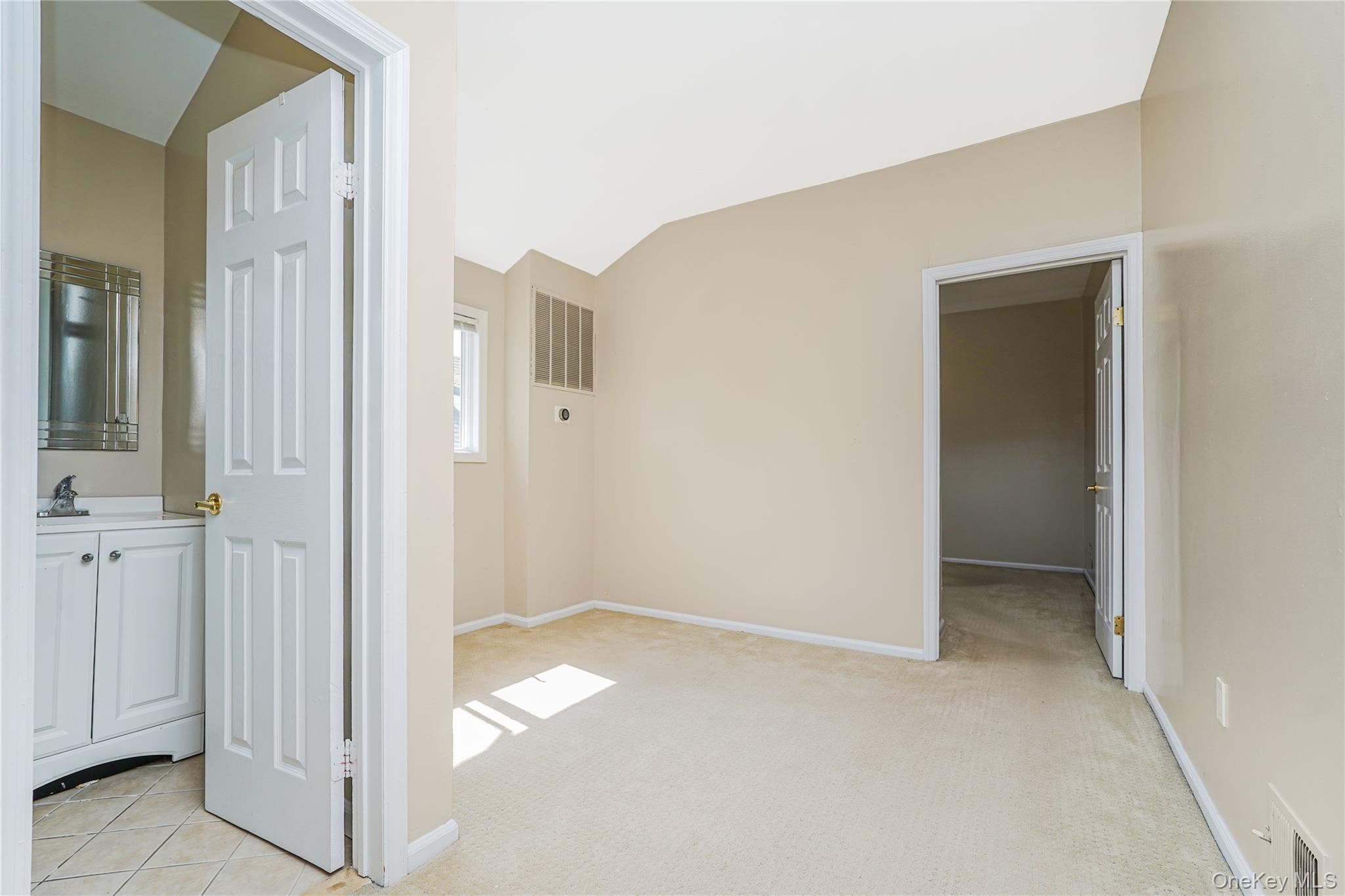 Single Family Creston  Staten Island, NY 10304, MLS-979622-19