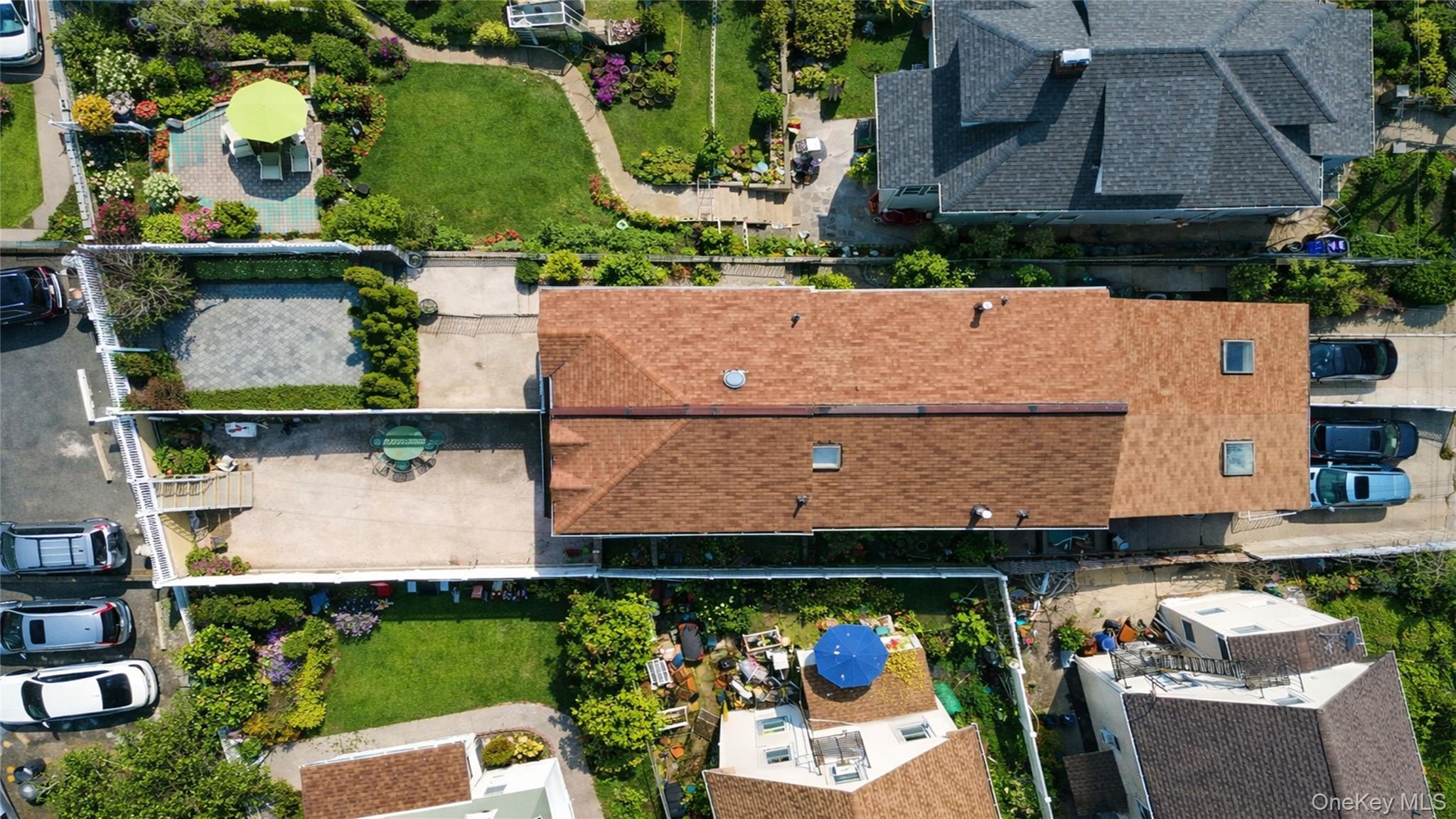 Single Family Creston  Staten Island, NY 10304, MLS-979622-2