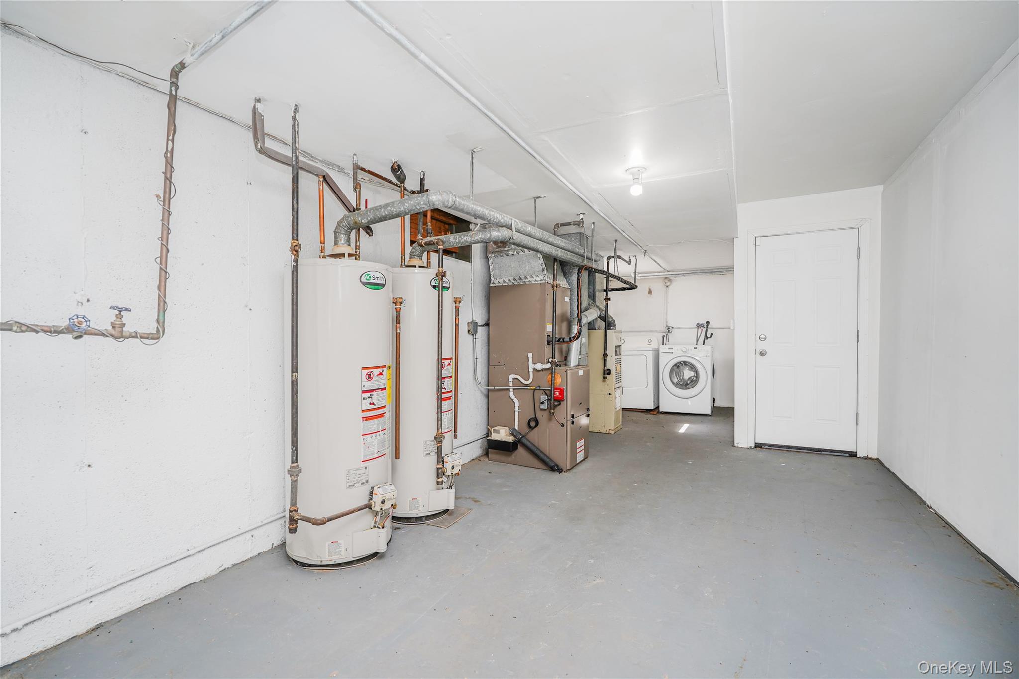 Single Family Creston  Staten Island, NY 10304, MLS-979622-22