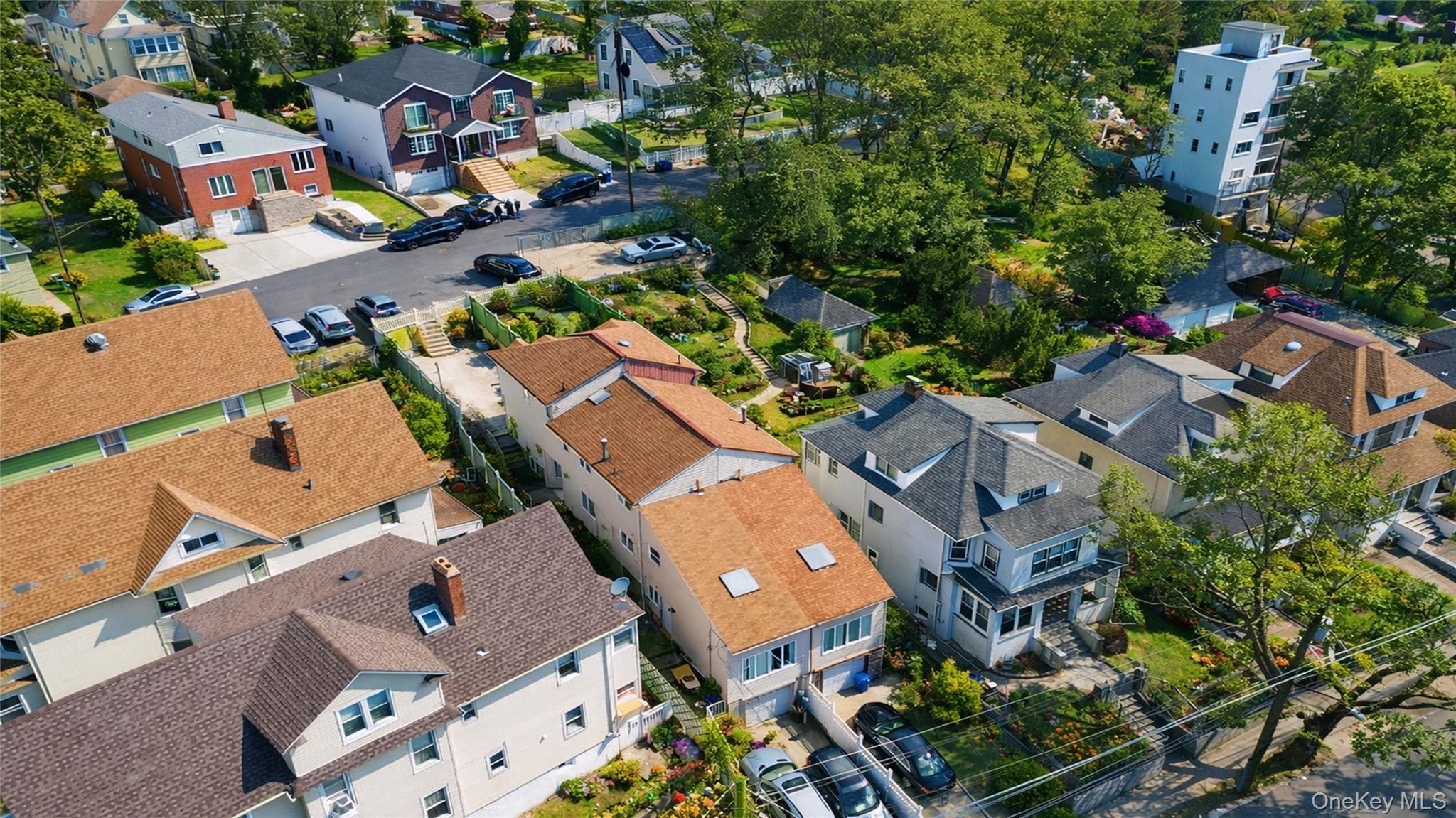 Single Family Creston  Staten Island, NY 10304, MLS-979622-3