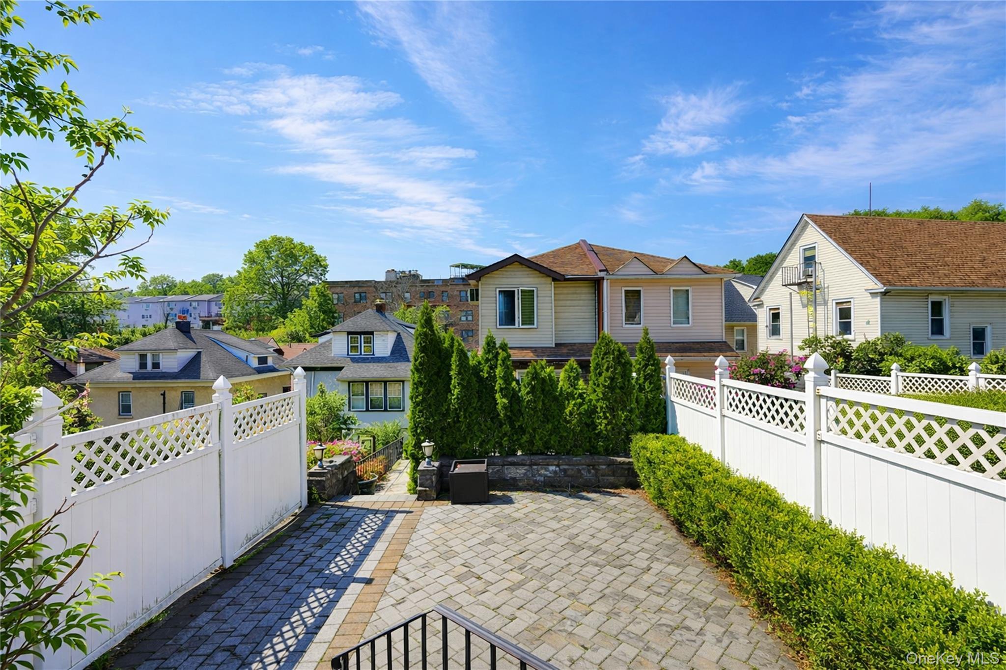 Single Family Creston  Staten Island, NY 10304, MLS-979622-8