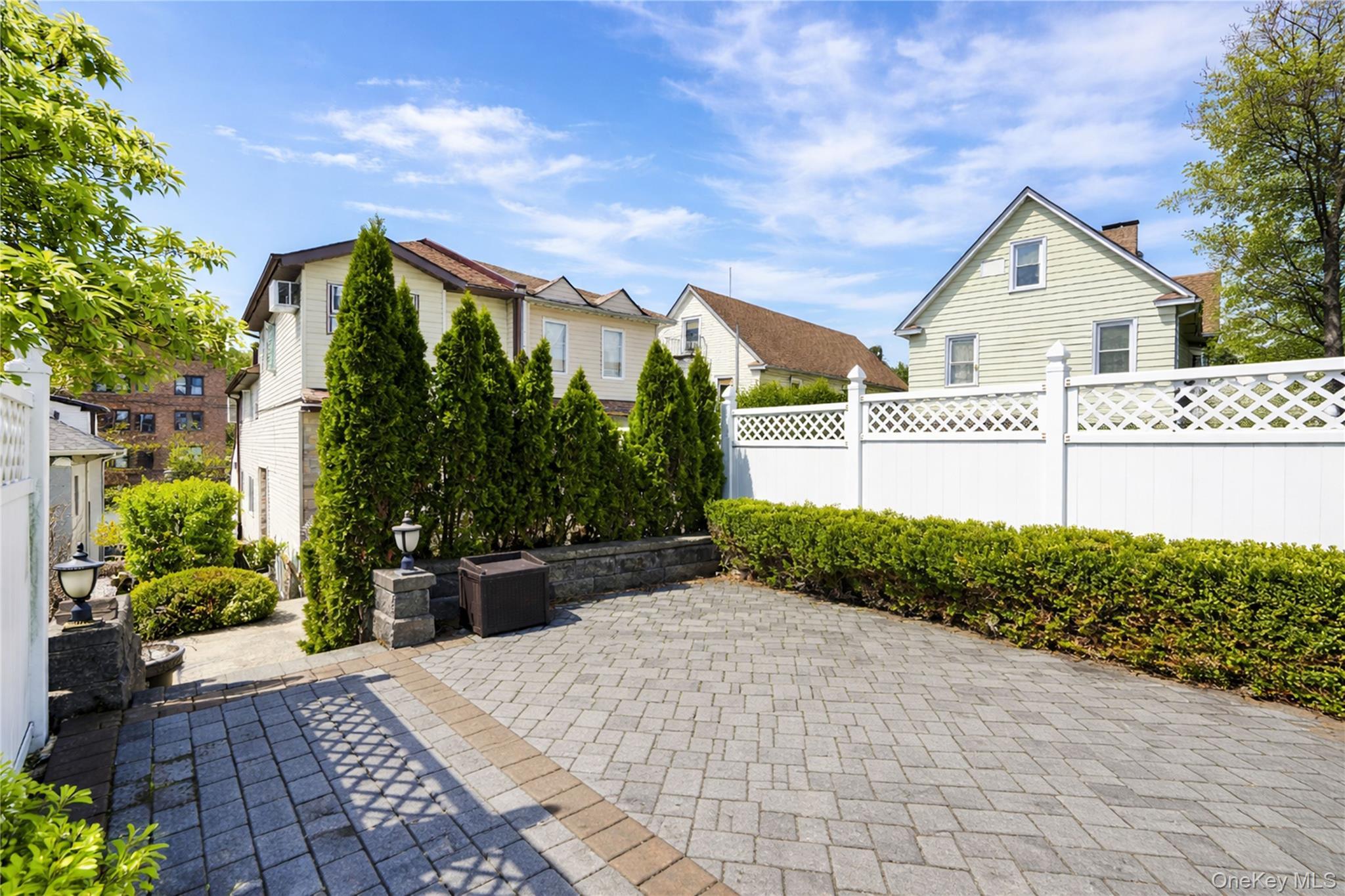 Single Family Creston  Staten Island, NY 10304, MLS-979622-9