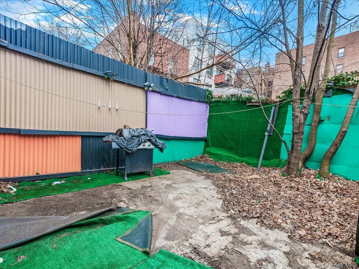 Single Family Rogers Avenue Brooklyn, NY 11225, MLS-979624-14