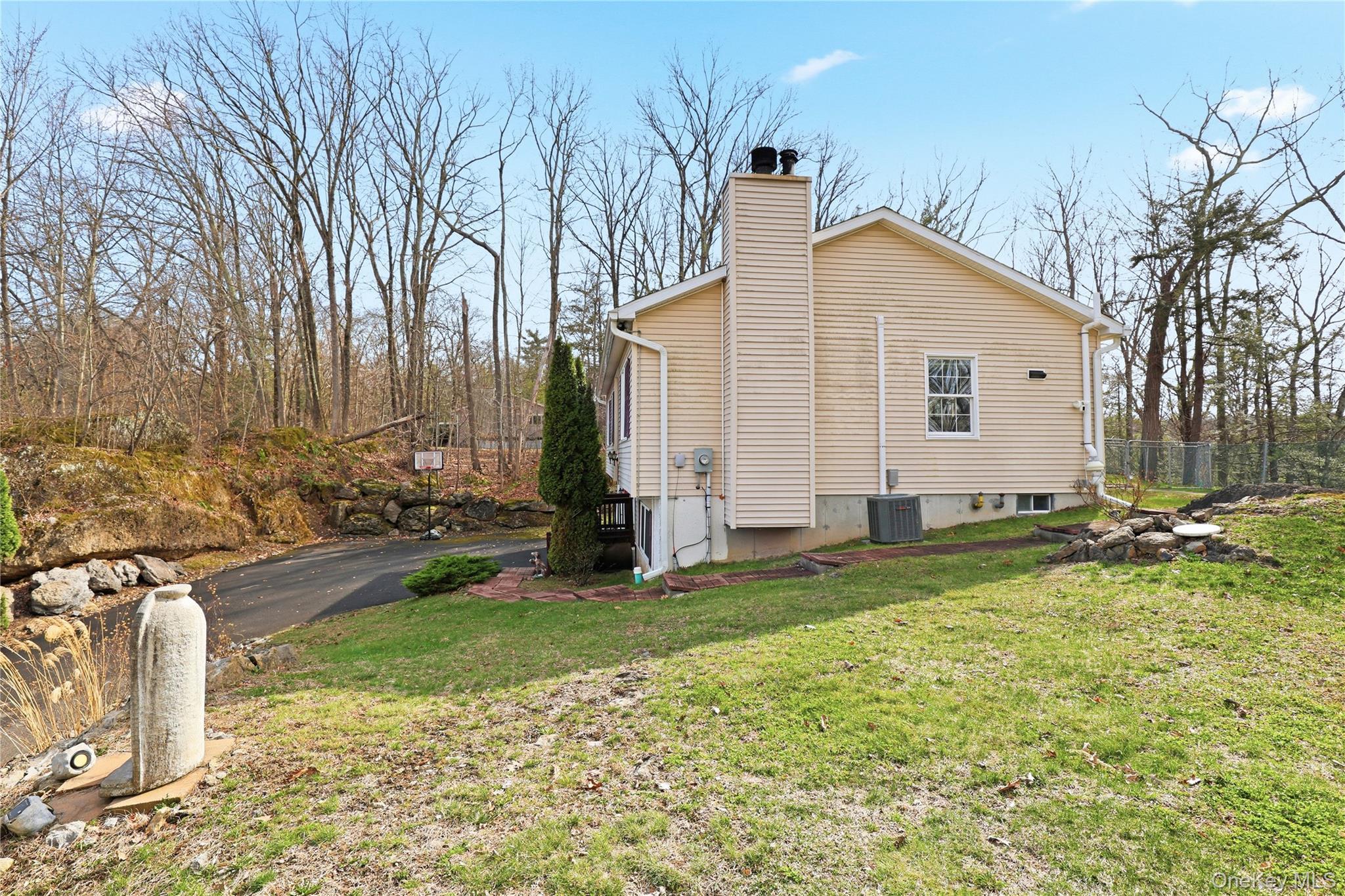 Single Family Robbins  Ulster County, NY 12477, MLS-979628-31