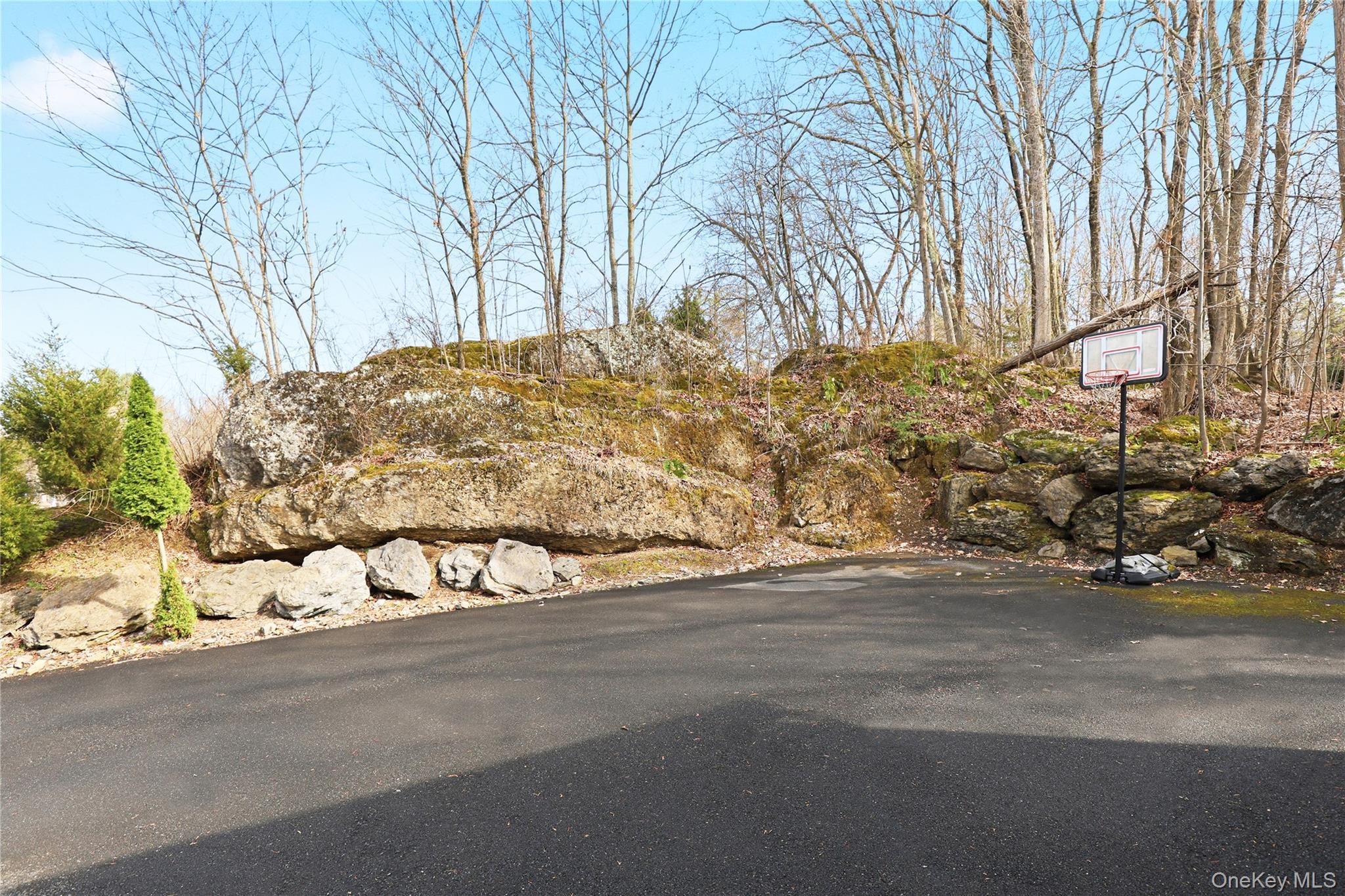 Single Family Robbins  Ulster County, NY 12477, MLS-979628-4