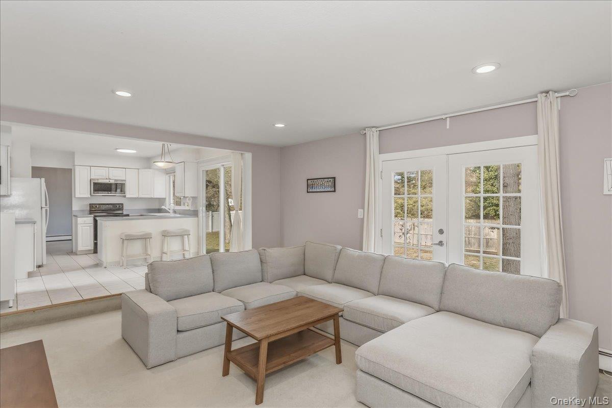 Single Family Jeanne  Suffolk County, NY 11755, MLS-979644-12