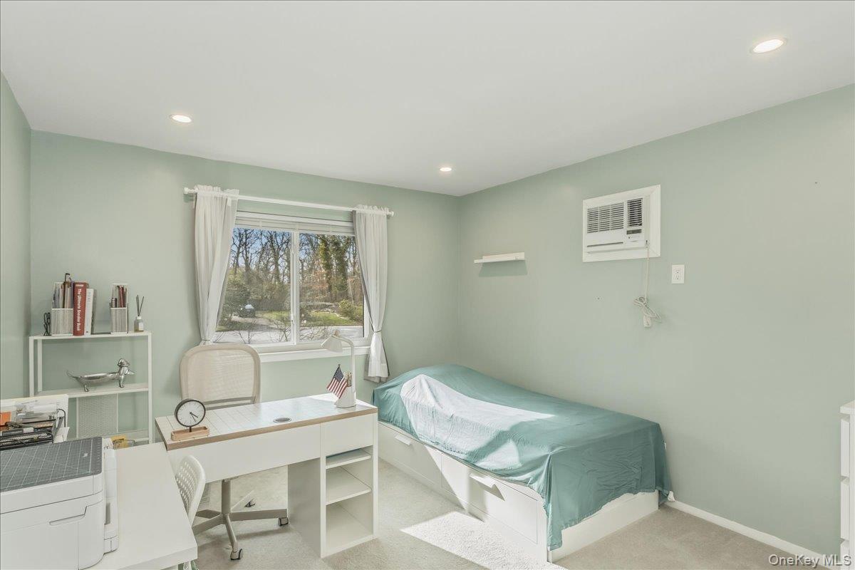 Single Family Jeanne  Suffolk County, NY 11755, MLS-979644-20
