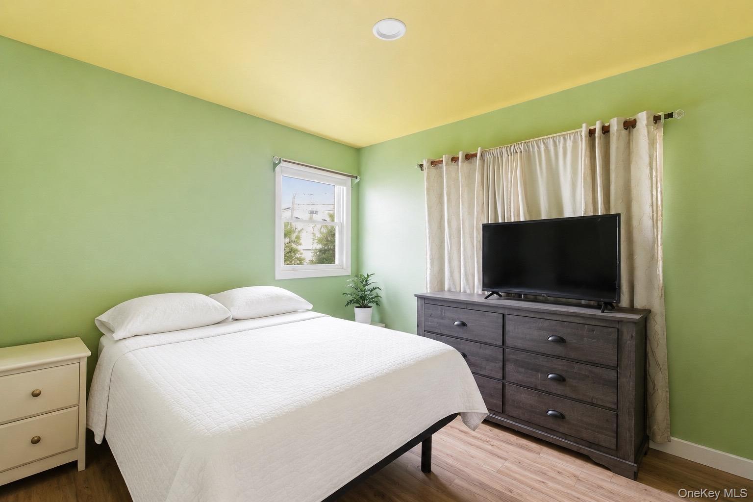 Single Family Howells Road Suffolk County, NY 11706, MLS-979652-8