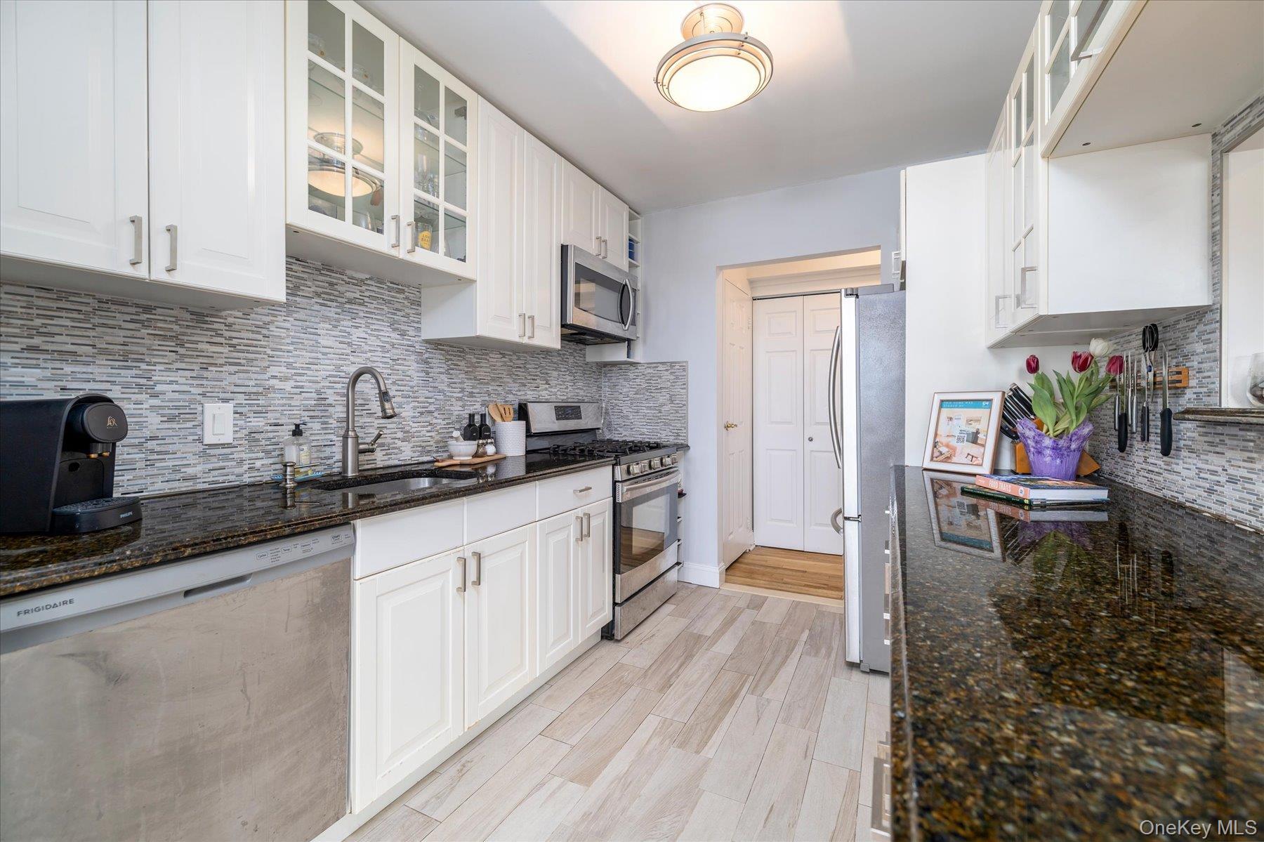 Coop Shore Nassau County, NY 11561, MLS-979667-12