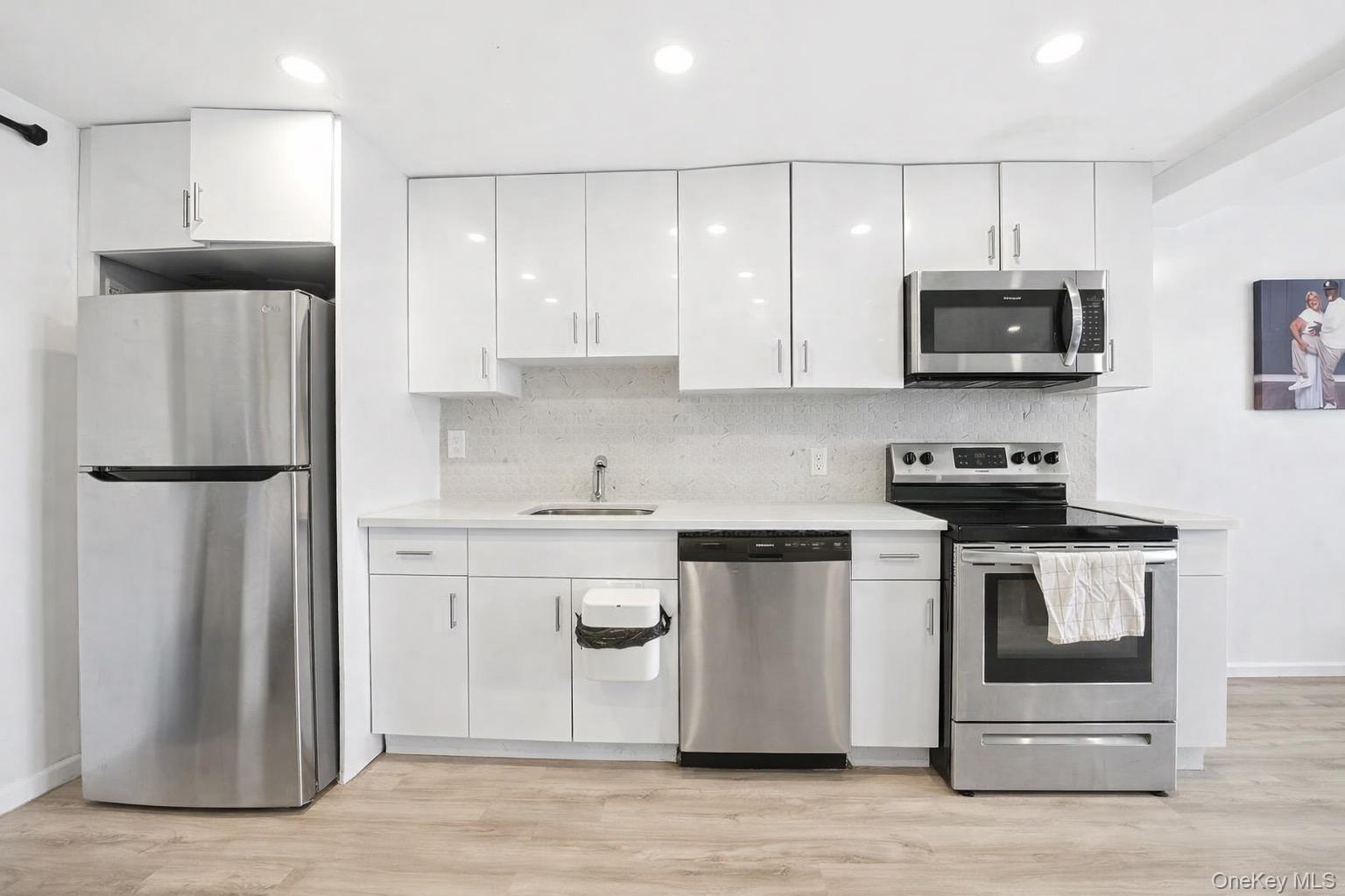 Single Family Vineyard  Westchester County, NY 10703, MLS-979669-6