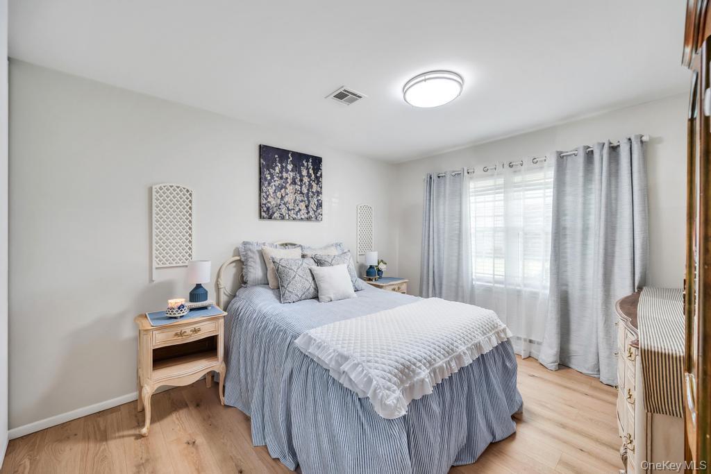 Condo Newcastle  Suffolk County, NY 11961, MLS-979670-13