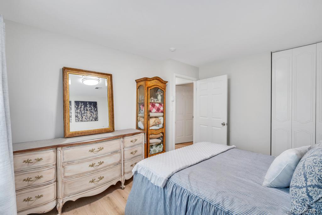 Condo Newcastle  Suffolk County, NY 11961, MLS-979670-14