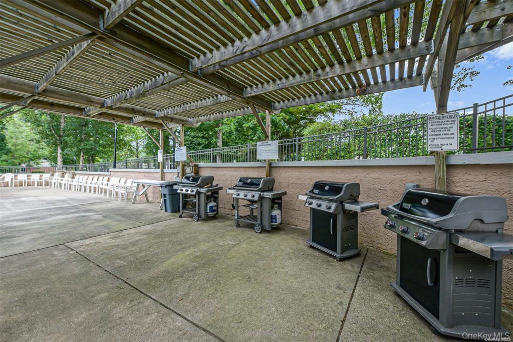 Condo Newcastle  Suffolk County, NY 11961, MLS-979670-31