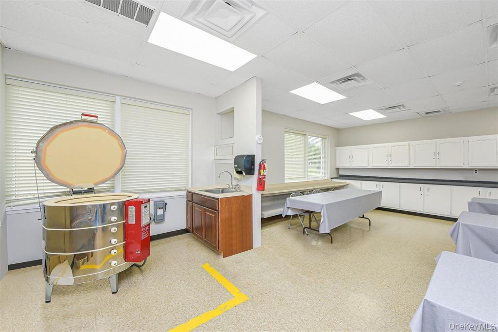 Condo Newcastle  Suffolk County, NY 11961, MLS-979670-38