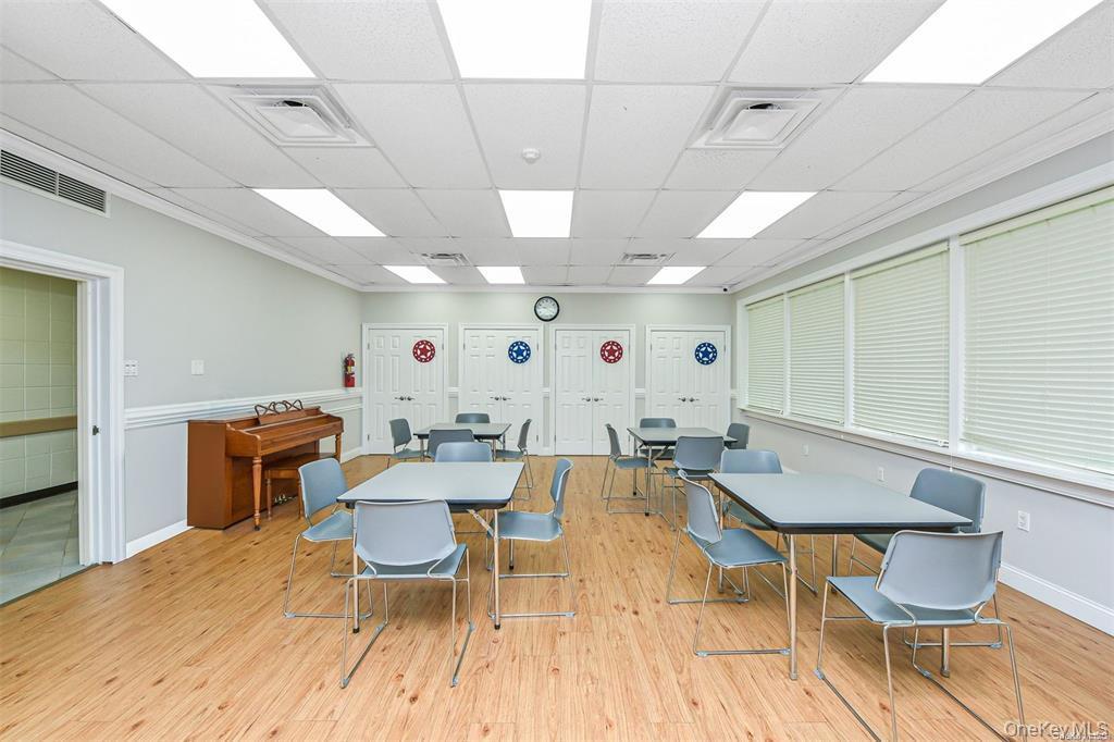 Condo Newcastle  Suffolk County, NY 11961, MLS-979670-39