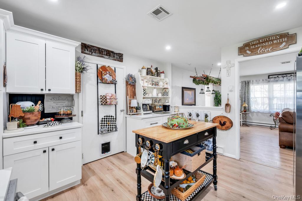 Condo Newcastle  Suffolk County, NY 11961, MLS-979670-8