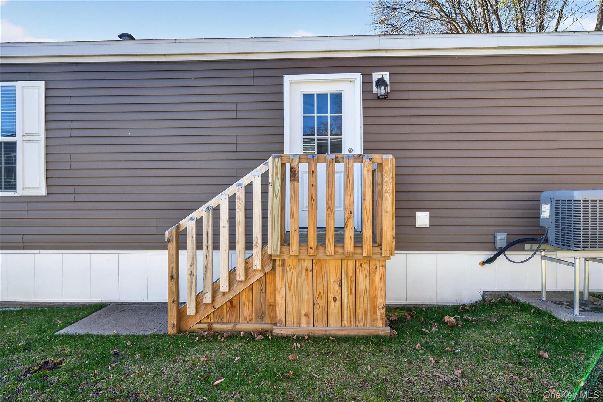 Single Family Windward  Rockland County, NY 10980, MLS-979678-16