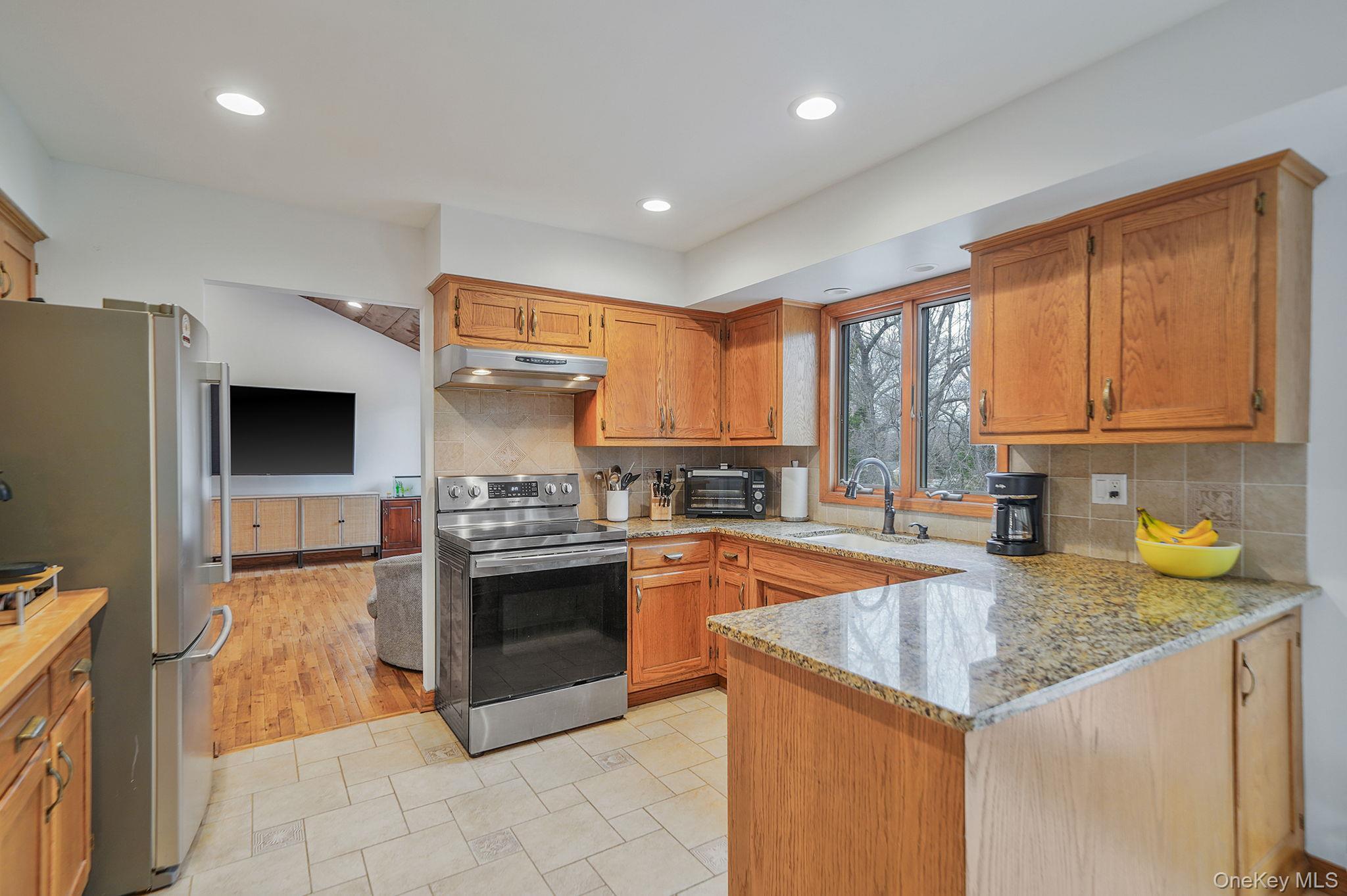 Single Family Cordwood  Suffolk County, NY 11786, MLS-979689-20