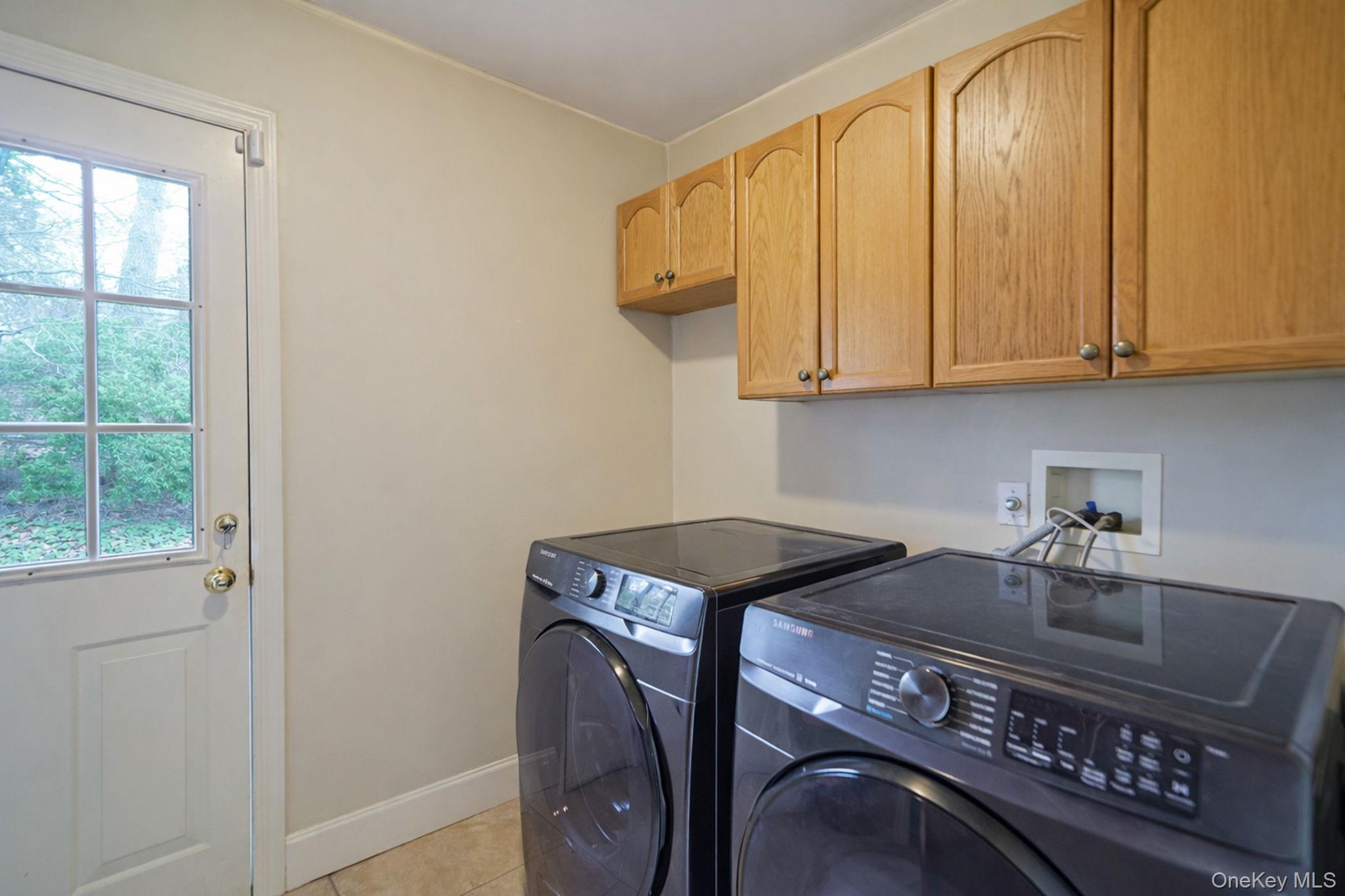 Single Family Cordwood  Suffolk County, NY 11786, MLS-979689-23