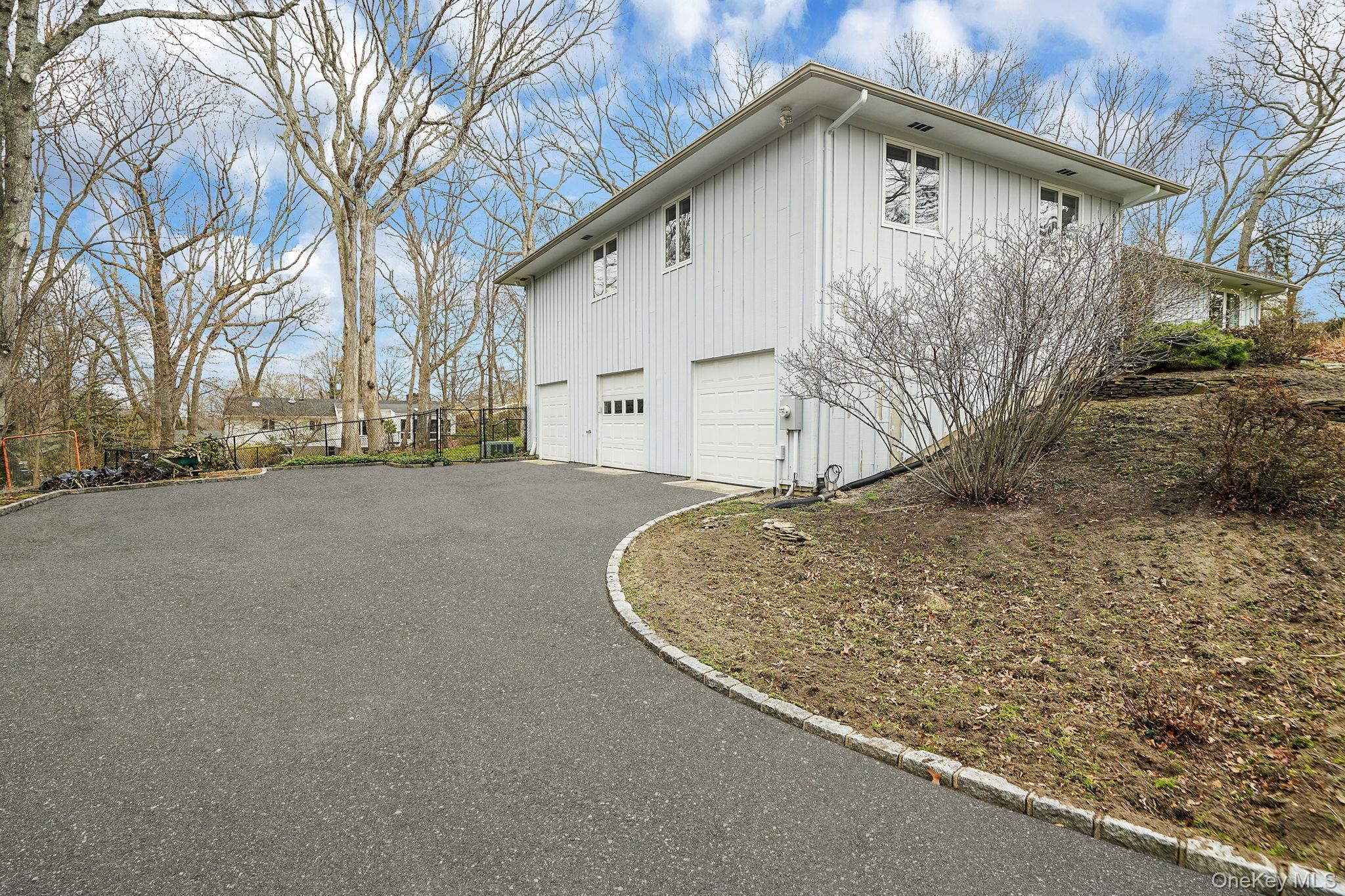 Single Family Cordwood  Suffolk County, NY 11786, MLS-979689-4