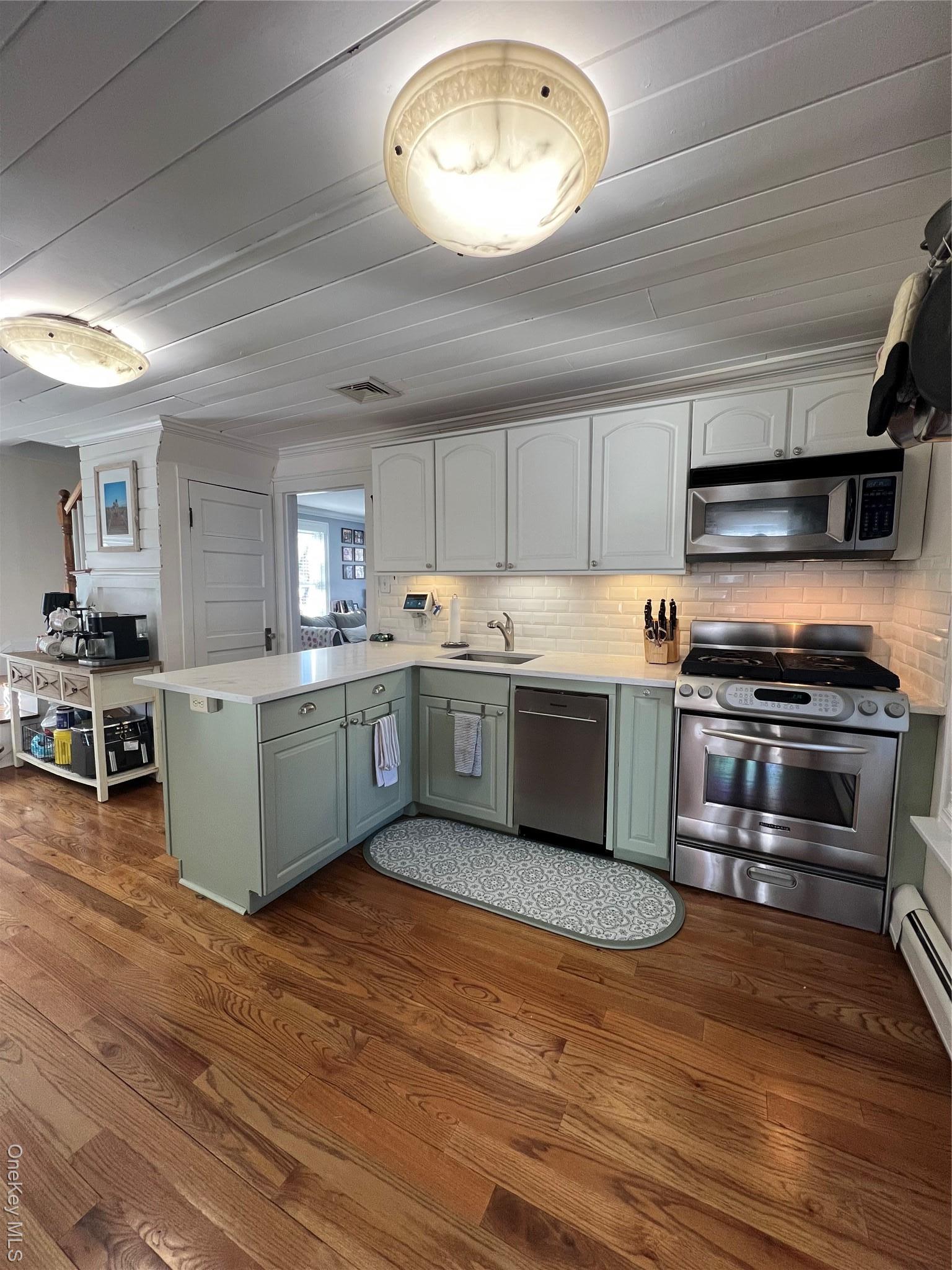 Single Family High  Rockland County, NY 10923, MLS-979695-12