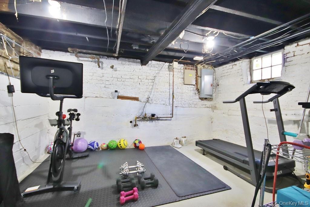 Single Family High  Rockland County, NY 10923, MLS-979695-29