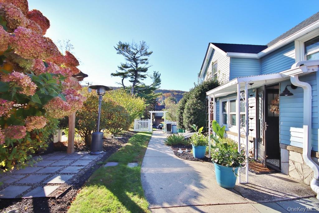 Single Family High  Rockland County, NY 10923, MLS-979695-32