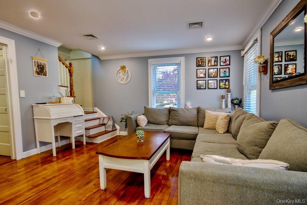 Single Family High  Rockland County, NY 10923, MLS-979695-7