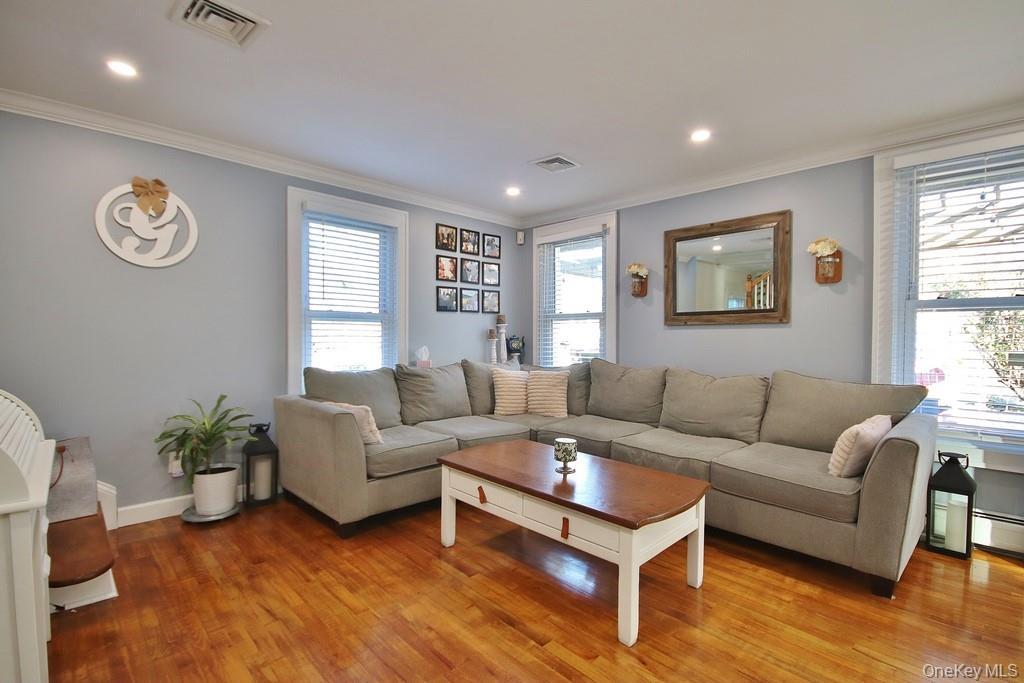 Single Family High  Rockland County, NY 10923, MLS-979695-9