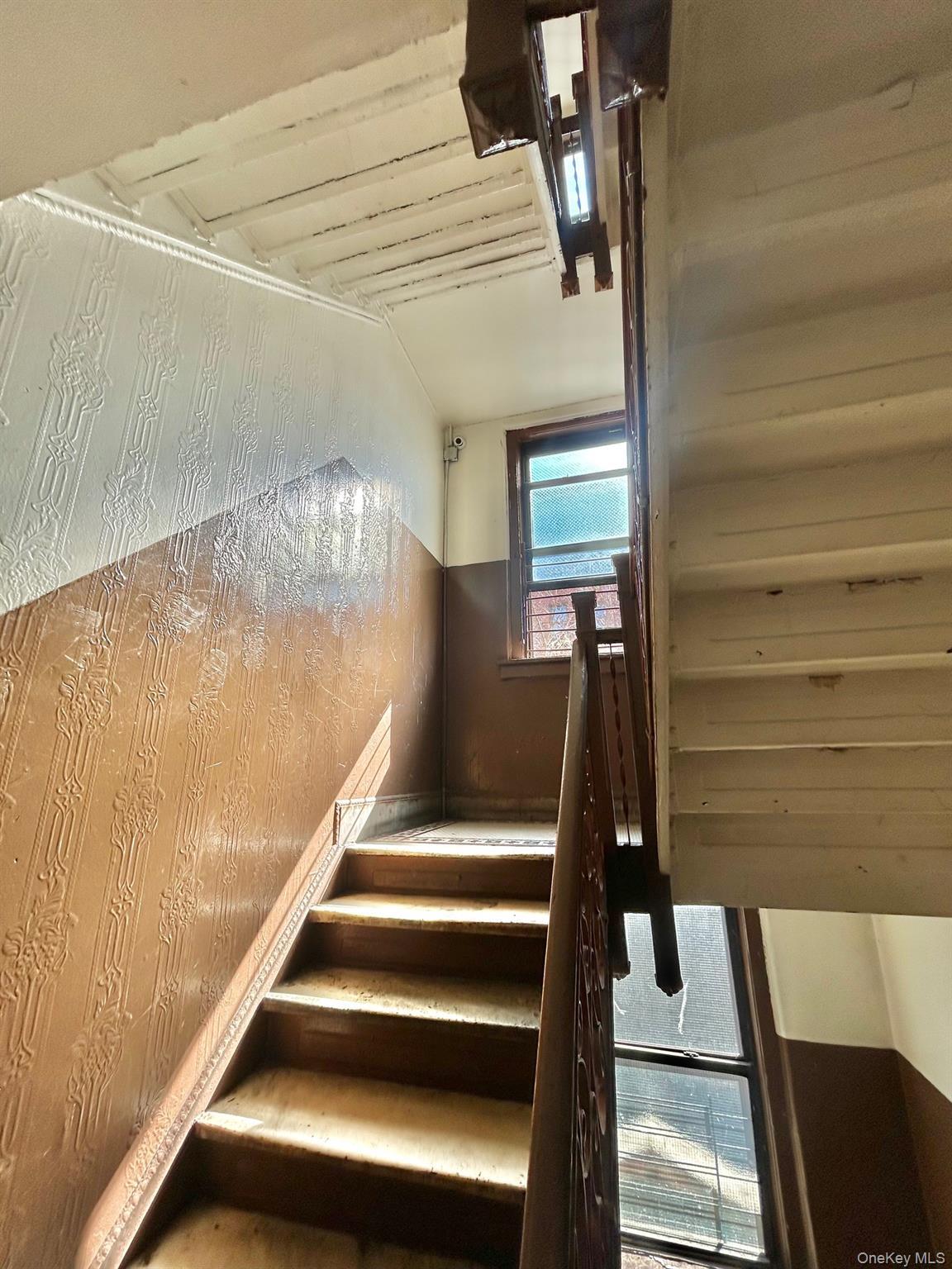 Commercial Sale Elder  Bronx, NY 10472, MLS-979716-12