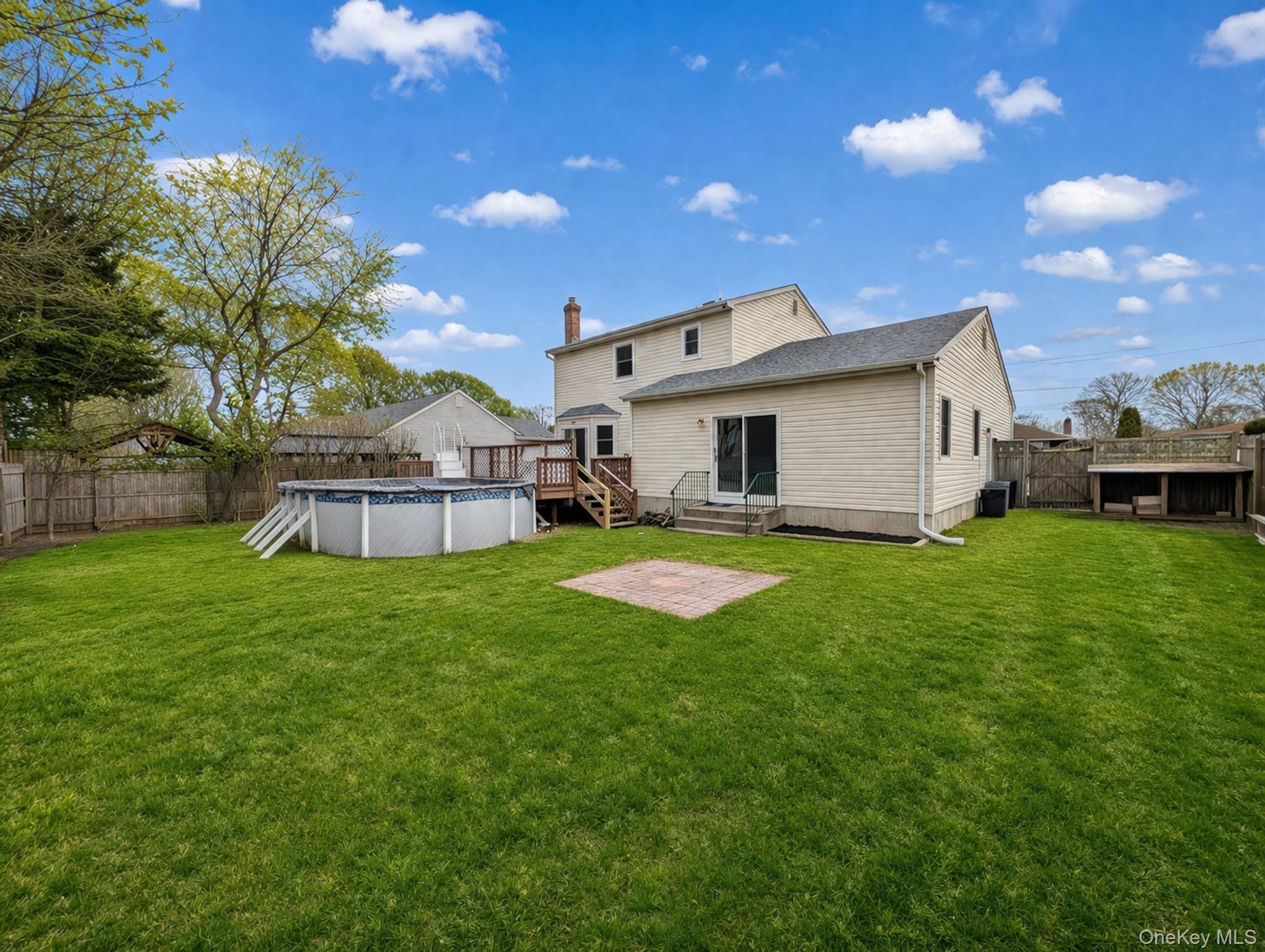 Single Family Lama  Suffolk County, NY 11967, MLS-979748-21