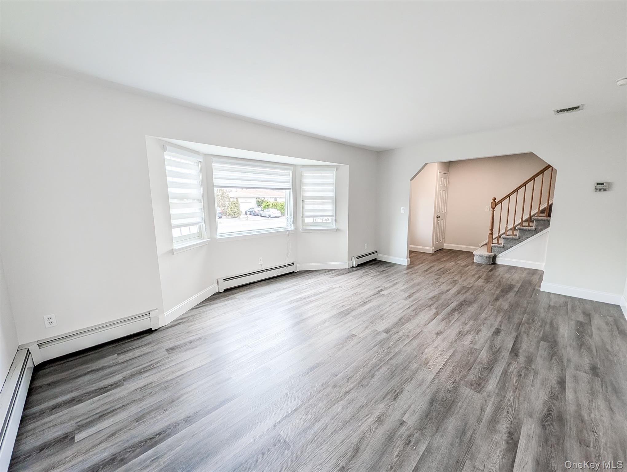 Single Family Lama  Suffolk County, NY 11967, MLS-979748-8